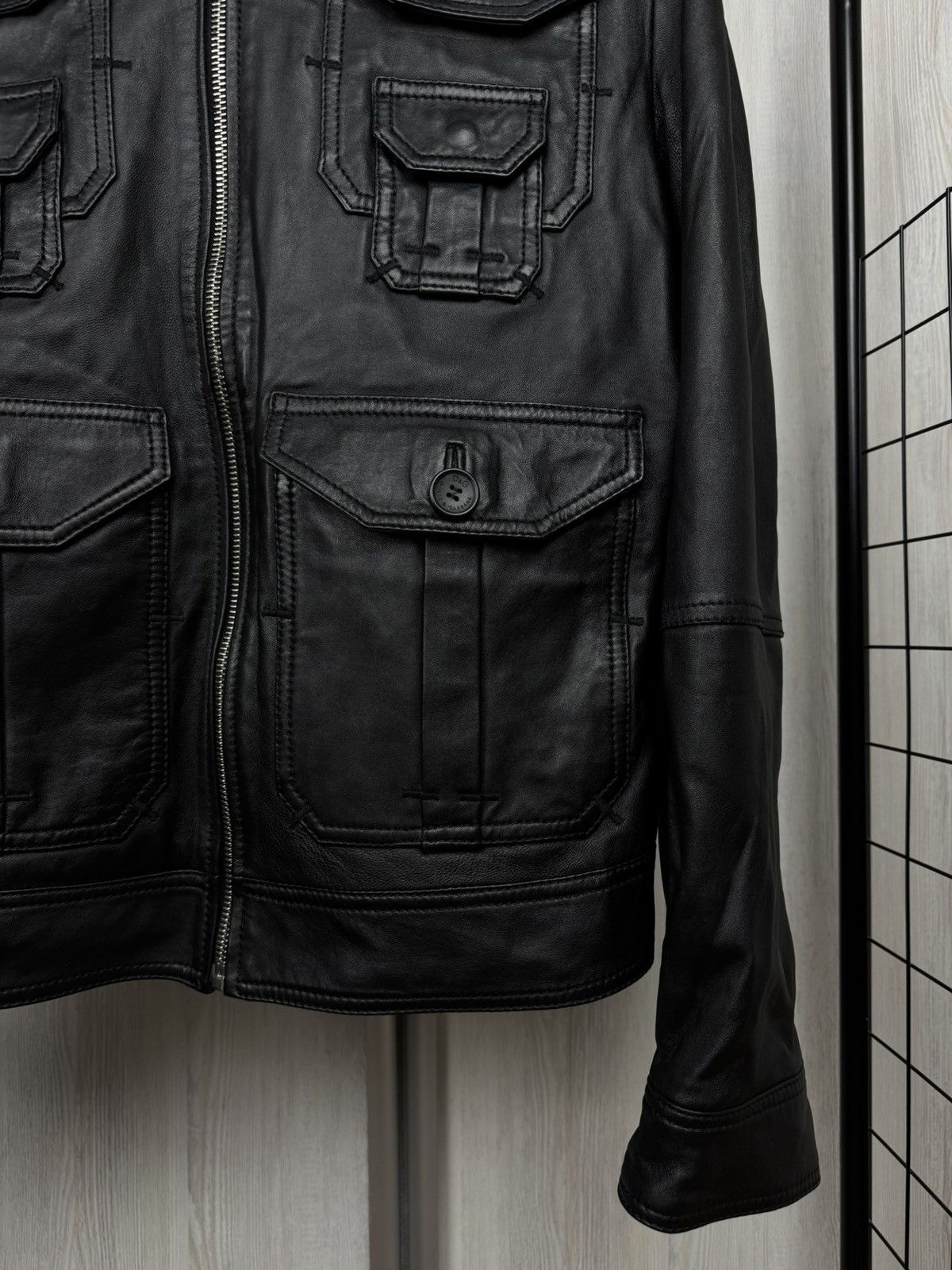 Dolce & Gabbana 2000s Dolce & Gabbana Multipocket Black Leather Jacket Size US L / EU 52-54 / 3 - 4 Thumbnail
