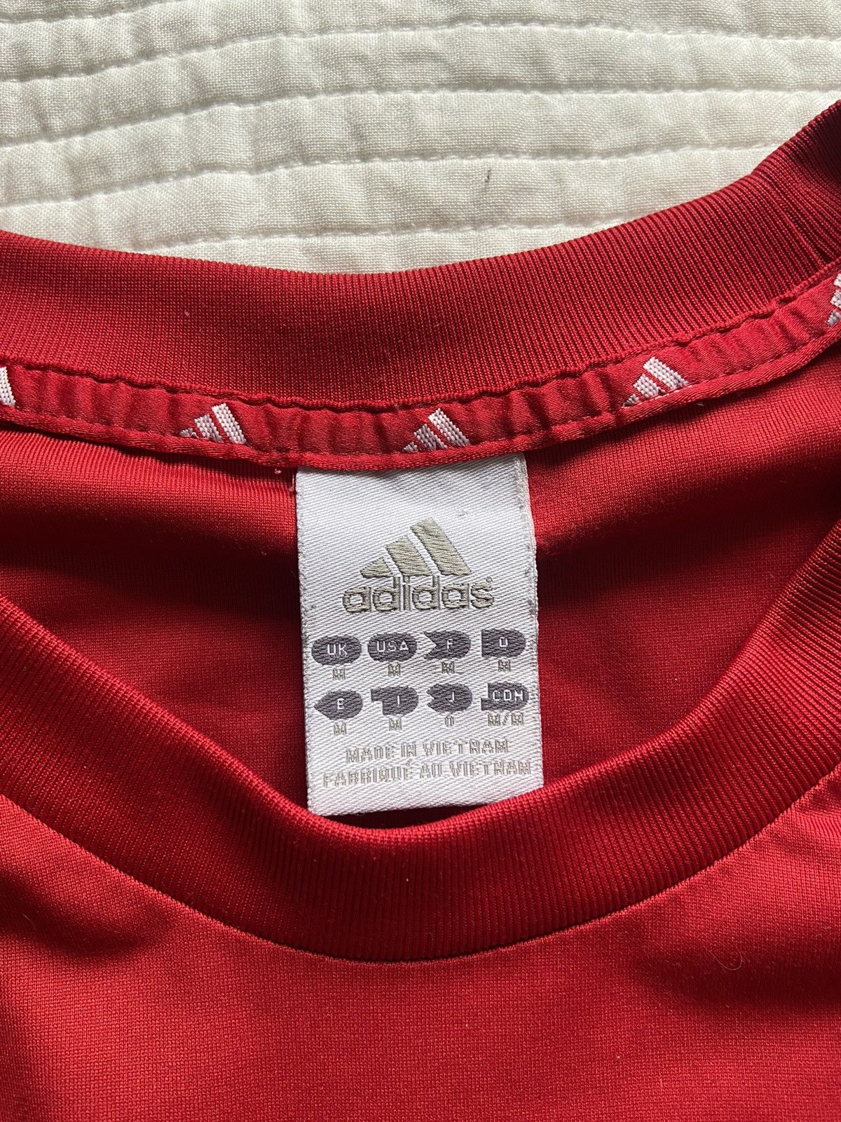 Adidas Adidas Vintage Embroidered Streetstyle T-Shirt Size US M / EU 48-50 / 2 - 4 Thumbnail
