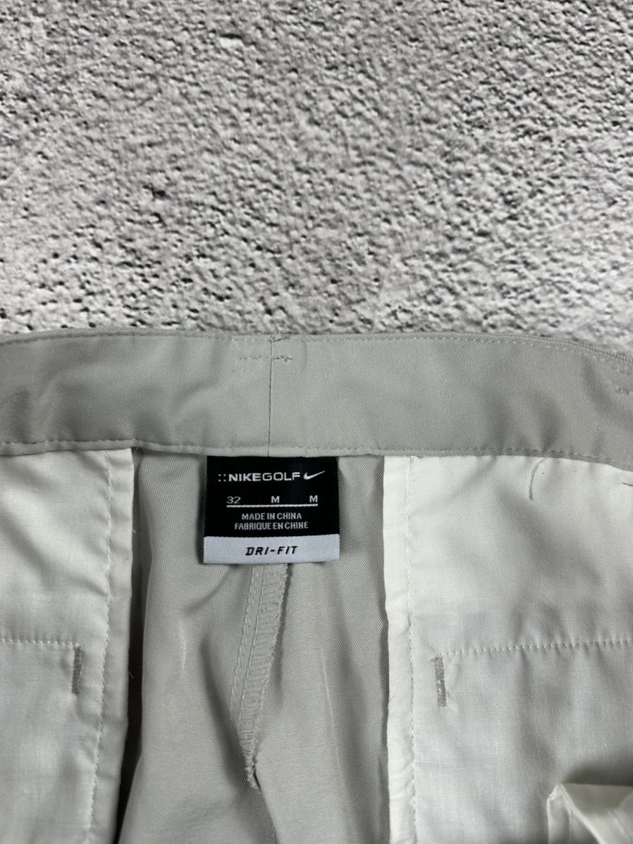 Nike Vintage Nike Golf Short Baggy Y2K Style Size US 32 / EU 48 - 12 Thumbnail