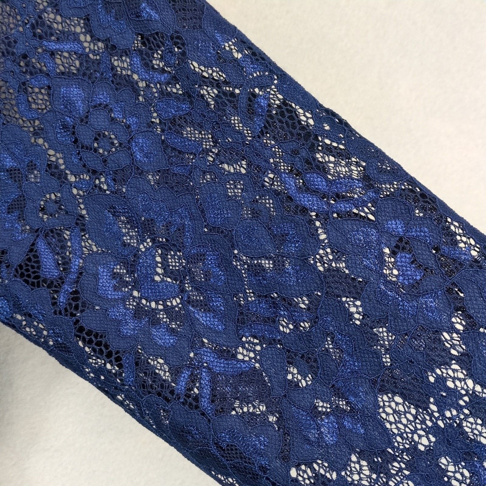 Other Outad Women's 2XL Navy Floral Lace Overlay Tunic Blouse Top Size XXL / US 16-18 / IT 52-54 - 4 Thumbnail
