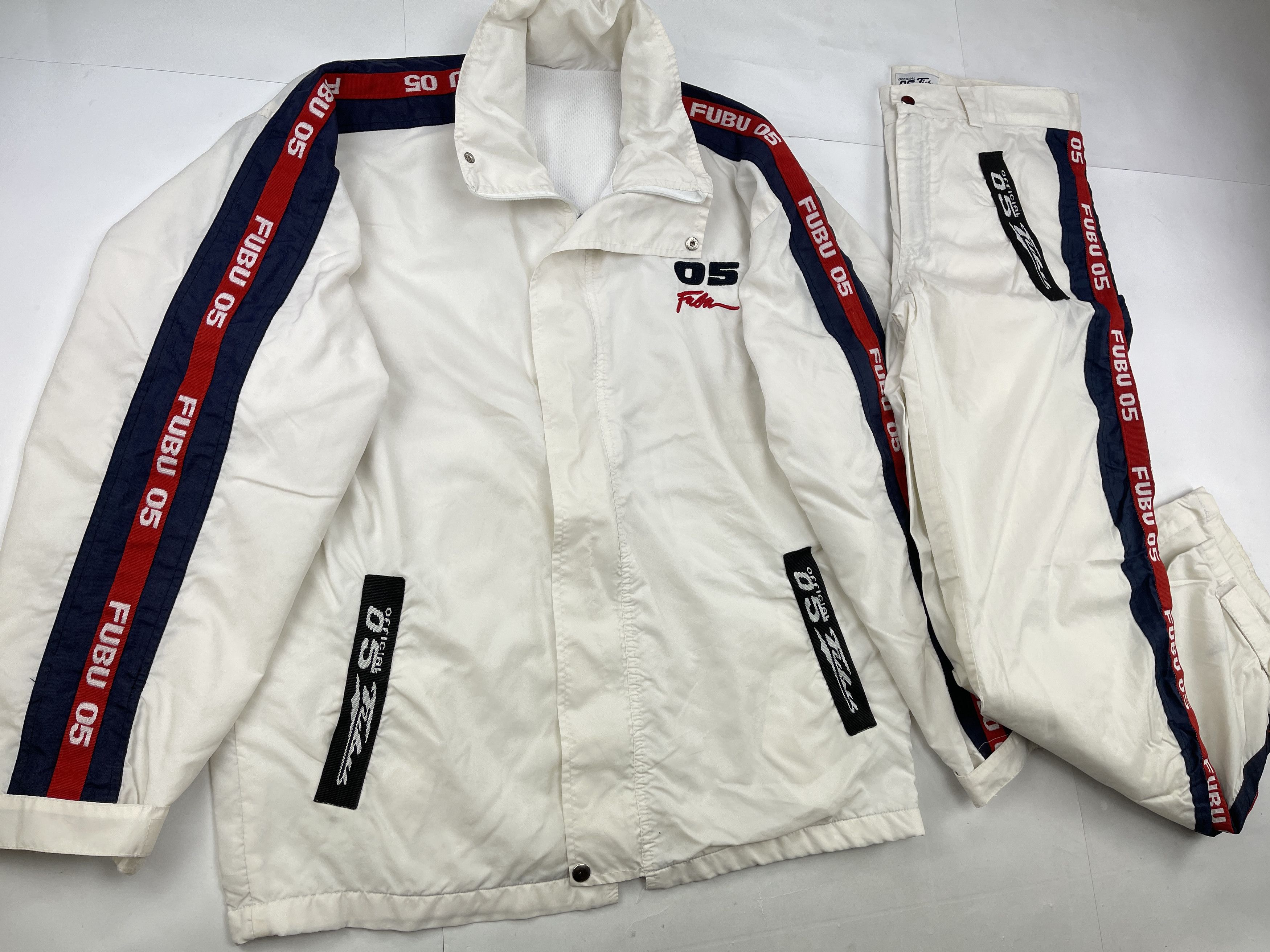 Fubu FUBU tracksuit, baggy track suit jacket and pants set 90s L Size US L / EU 52-54 / 3 - 8 Thumbnail