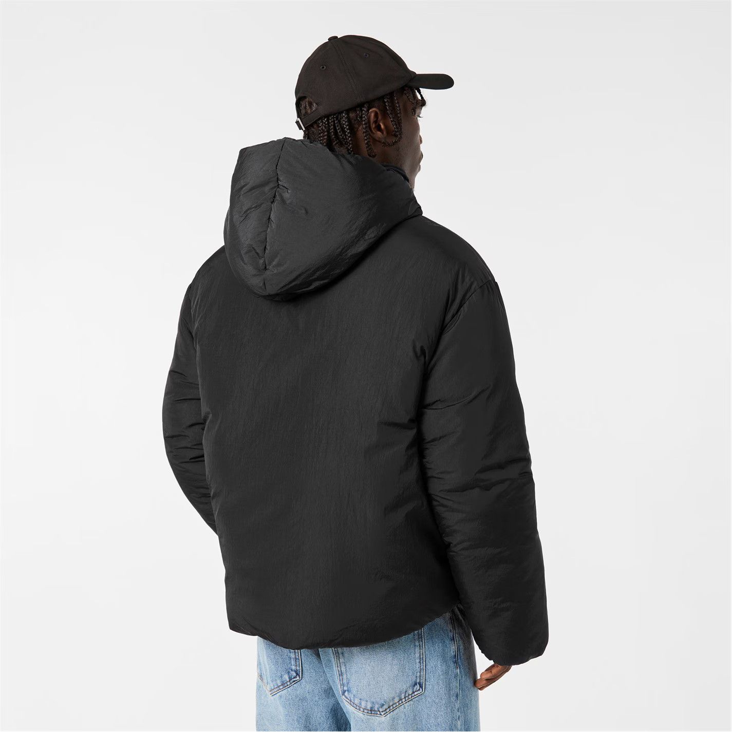 Jacquemus o1g2r1mq0426 Insulated Medium Puffer Jacket in Black Size US L / EU 52-54 / 3 - 5 Thumbnail