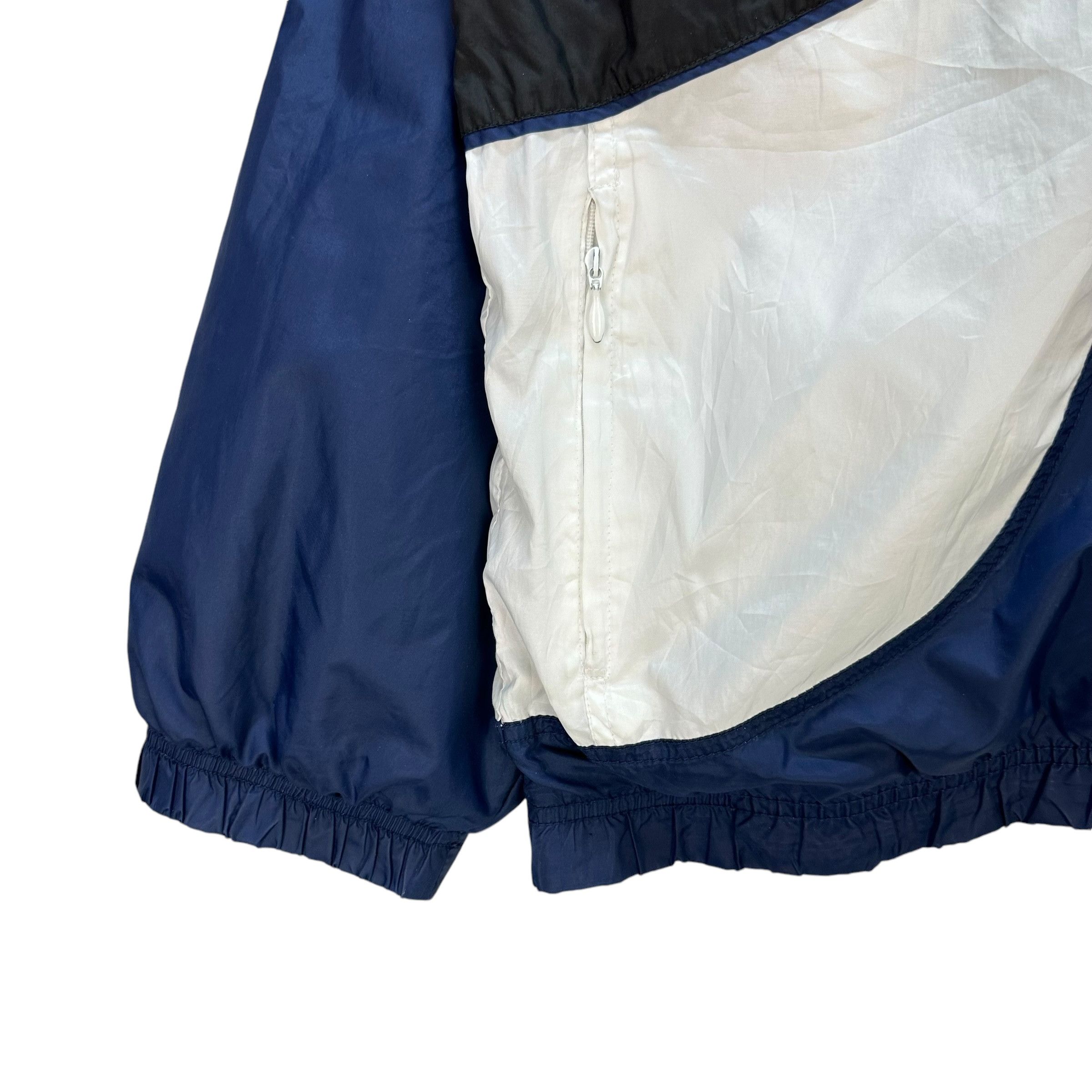 Nike 90s NIKE Colorblock Sleeve Logo Windbreaker Jacket #A68-1630 Size US XL / EU 56 / 4 - 4 Thumbnail