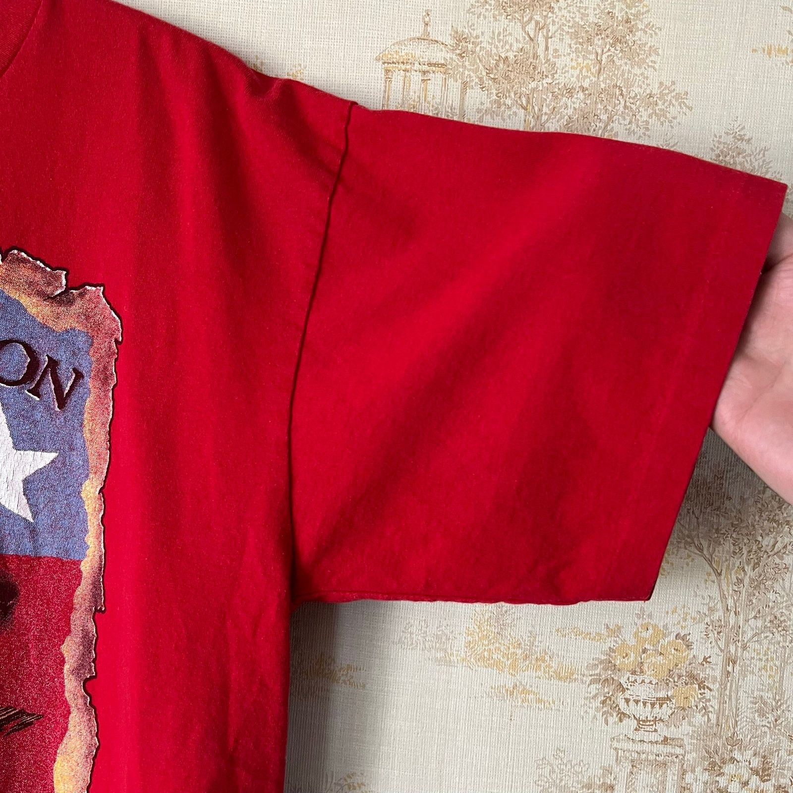 Vintage Vintage 00s Willie Nelson Tee | Honky Tonk Hero | Size L Size US L / EU 52-54 / 3 - 8 Thumbnail