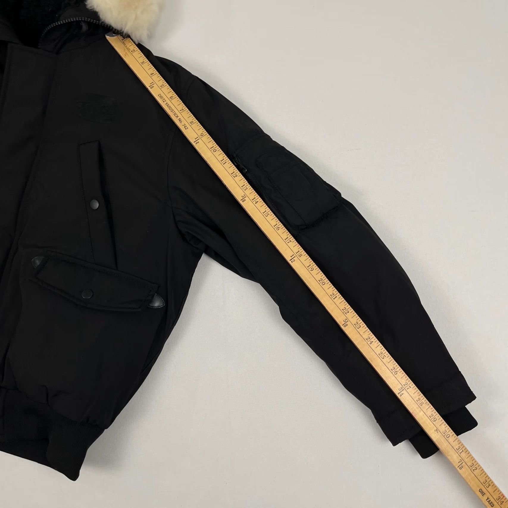 Coach Coach Jacket Parka Mens M Black Hooded Short Parka Puffer Shearling Lined Coat Casual, Travel, Workwear Logo Zipper Embroidered Wool? No. Size US 31 - 7 Thumbnail