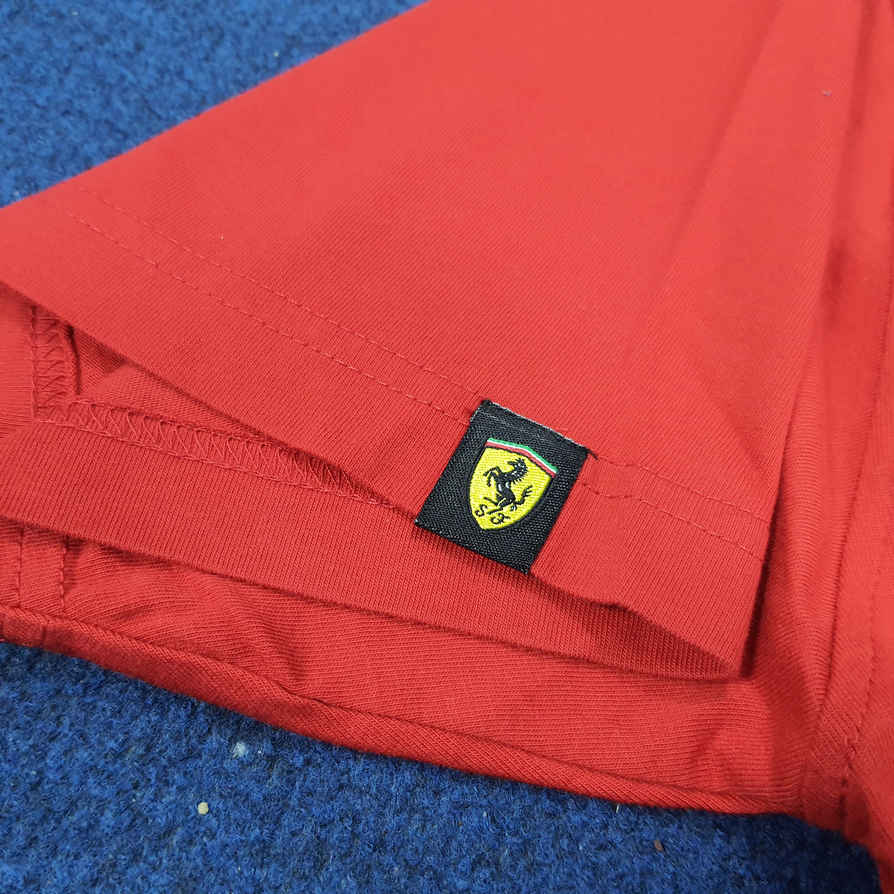 Ferrari × Vintage Vintage Ferrari Racing Formula 1 F1 Tshirt Size US L / EU 52-54 / 3 - 9 Thumbnail