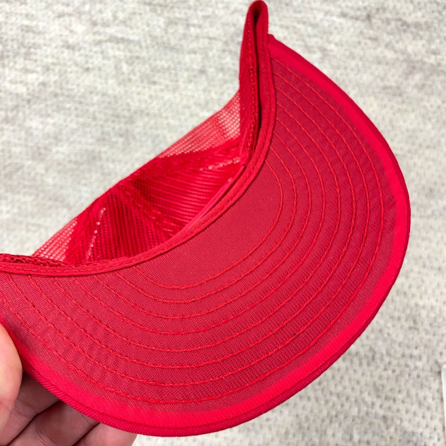 Vintage VINTAGE Louisville MFG Trucker Hat Cap - Red Cotton Twill Adjustable - 80s Retro American Style Mens Hat Size ONE SIZE - 5 Thumbnail