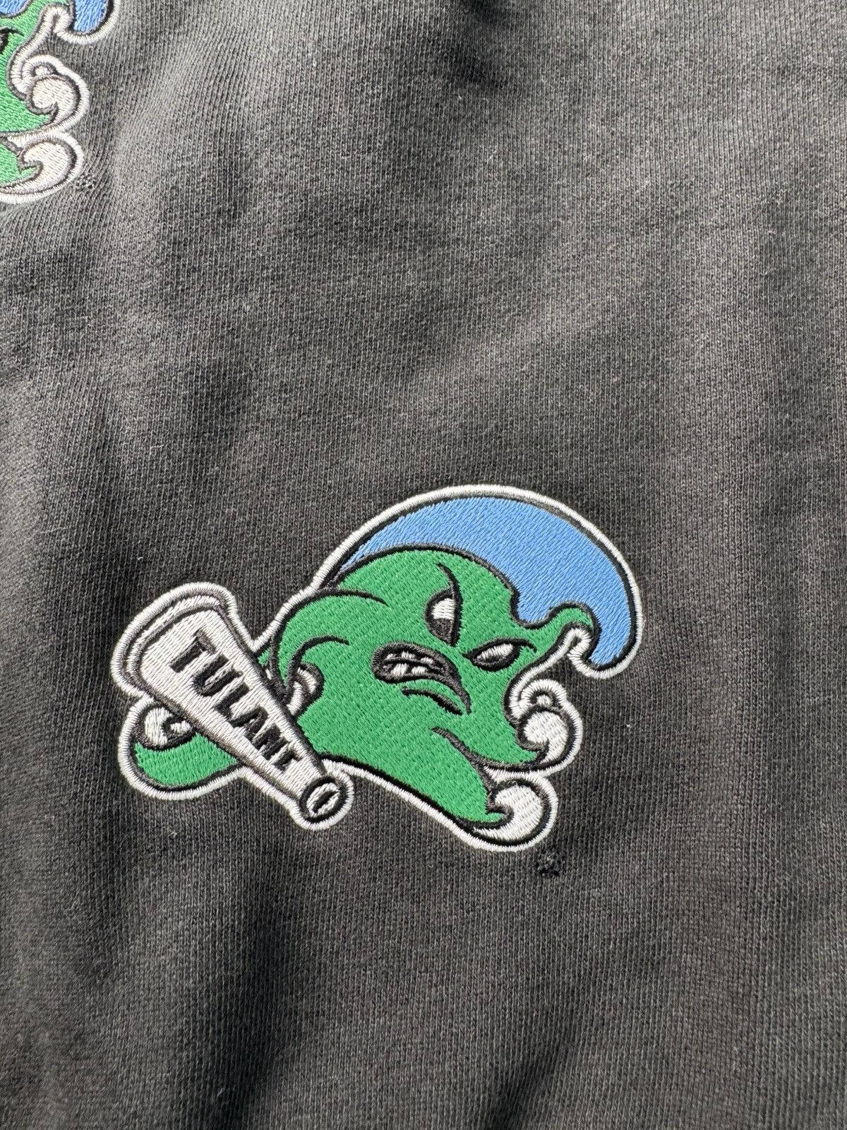 Mitchell & Ness × Travis Scott Tulane green wavehoodie Size US M / EU 48-50 / 2 - 6 Thumbnail
