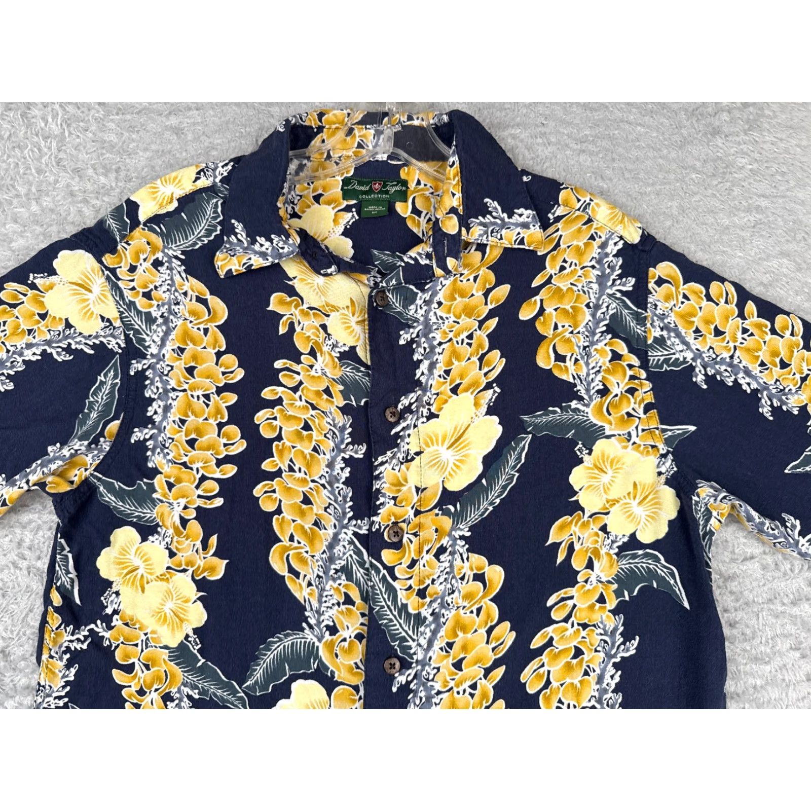 Vintage David Taylor Shirt Mens Small Blue Yellow Floral Hibiscus Plumeria Hawaiian Floral Shirt Mens Small Blue Yellow Hawaiian Dog Theme 90s? Size US S / EU 44-46 / 1 - 4 Thumbnail