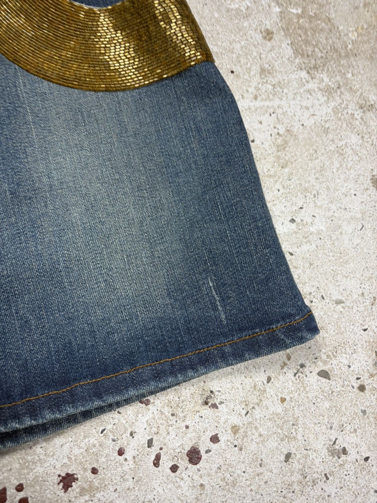 Roberto Cavalli 2005 Roberto Cavalli Rare Mini Denim Skirt Gold Beaded Panel Size 26" / US 2 / IT 38 - 14 Thumbnail
