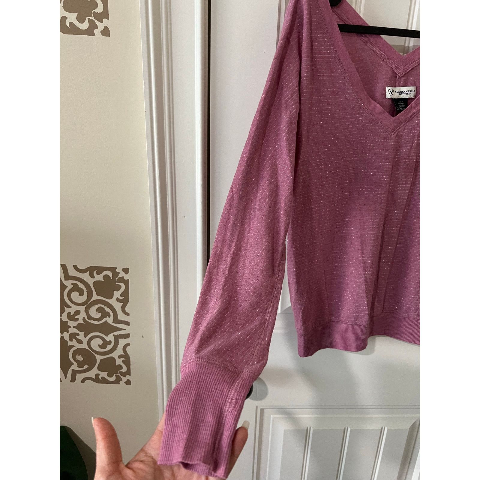 American Eagle Outfitters Light Thin Shirt Pink XS V-Neck silver trim Striped Size XS / US 0-2 / IT 36-38 - 3 Thumbnail