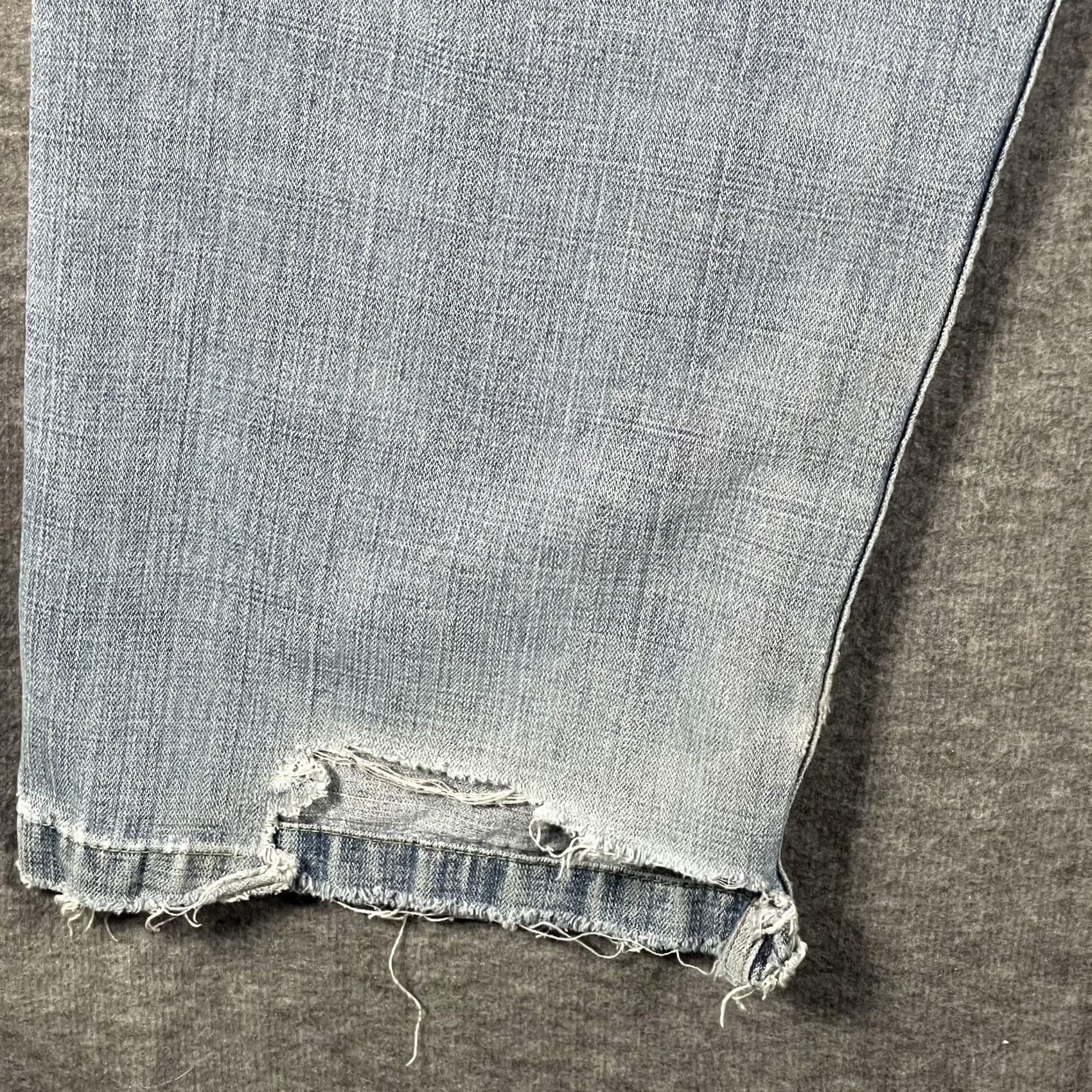 Denime BKLYN Jeans Mens 36x34 Light Wash Blue Denim Straight Leg Distressed Pockets Baggy Relaxed Vintage No Size US 36 / EU 52 - 7 Thumbnail