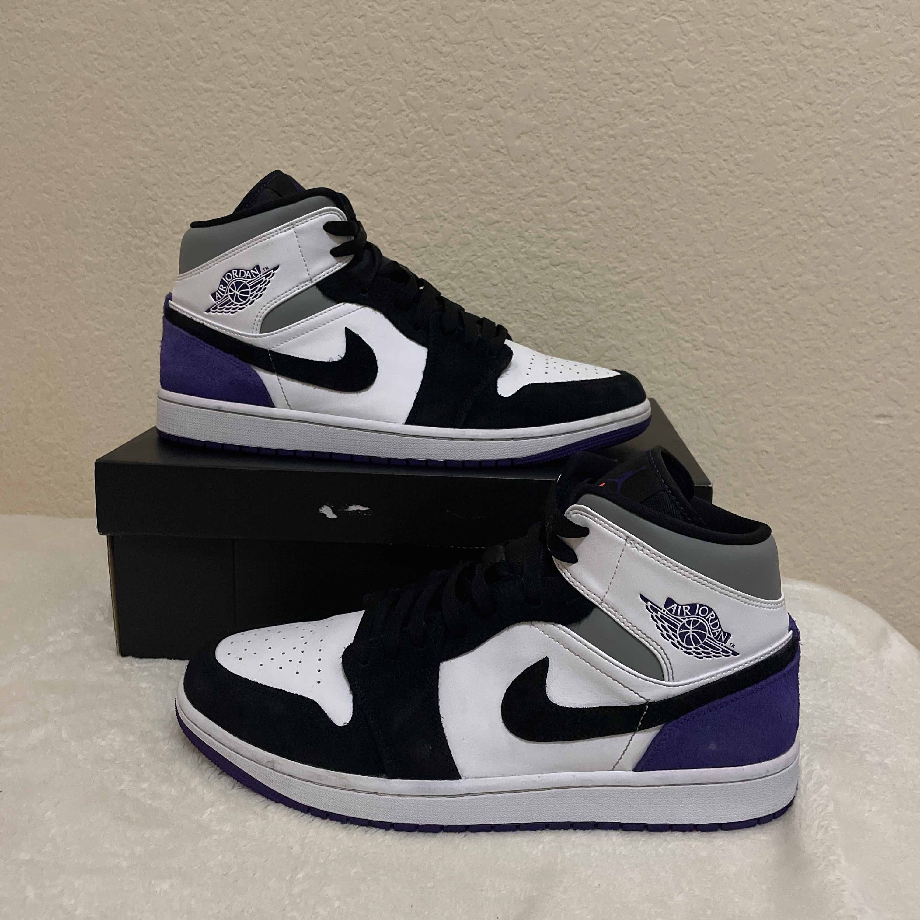 Air Jordan Mid SE Varsity Purple