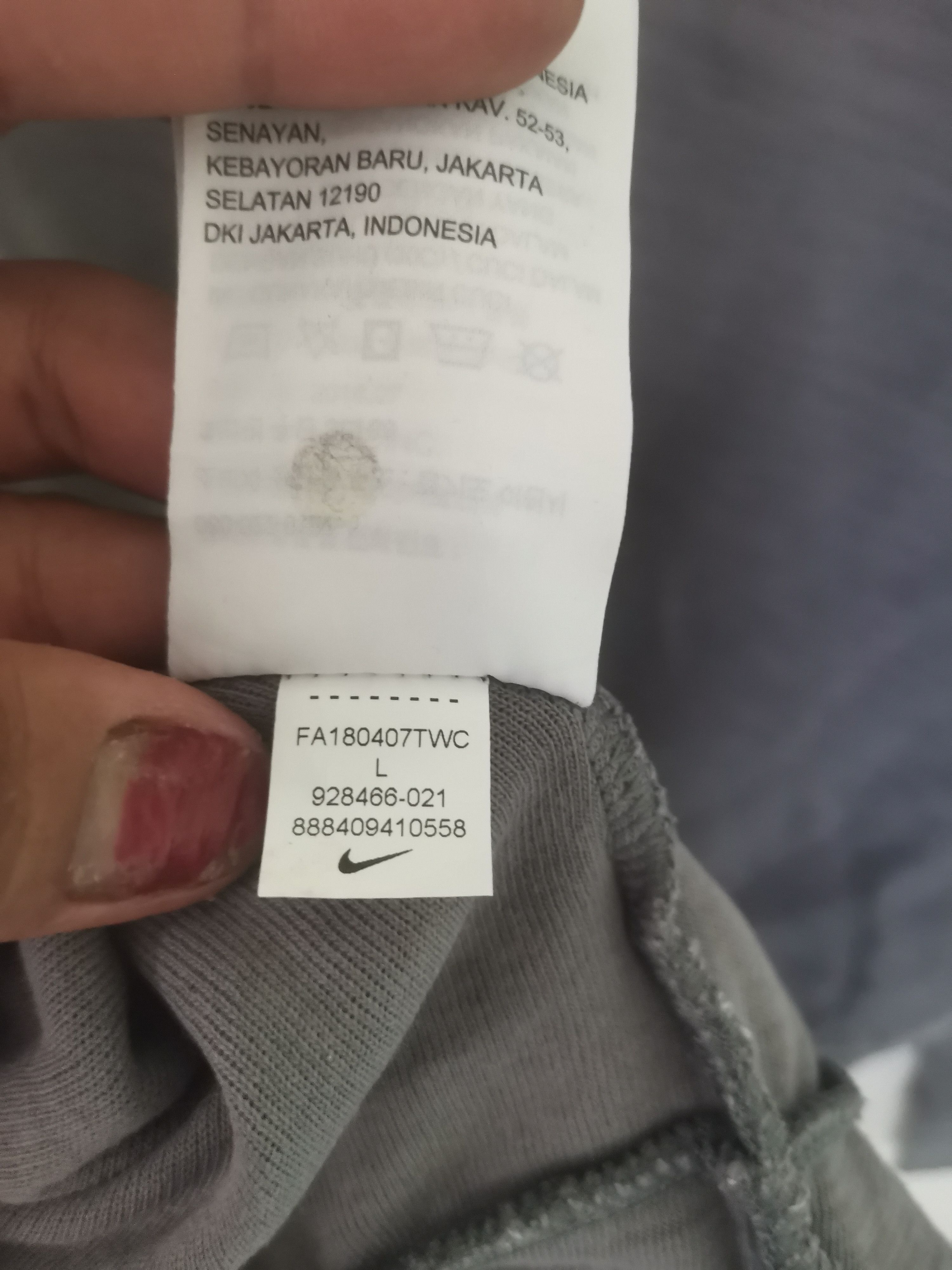 Nike Rare Nike sweatshirt small logo grey colour Size US M / EU 48-50 / 2 - 7 Thumbnail