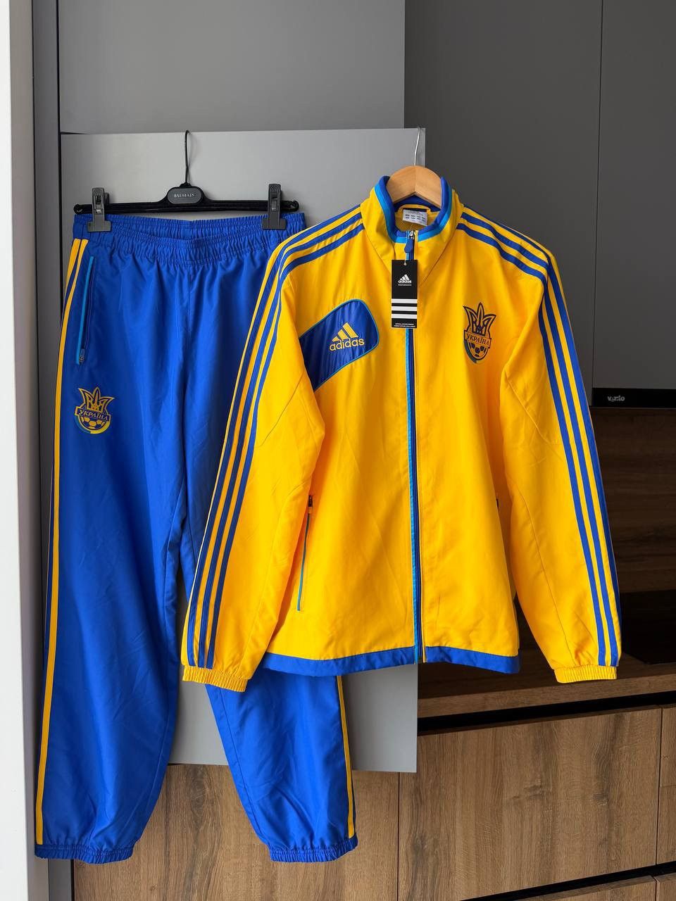 Adidas Adidas Ukraine Vintage 2010/11 Tracksuit Size US M / EU 48-50 / 2 - 1 Thumbnail