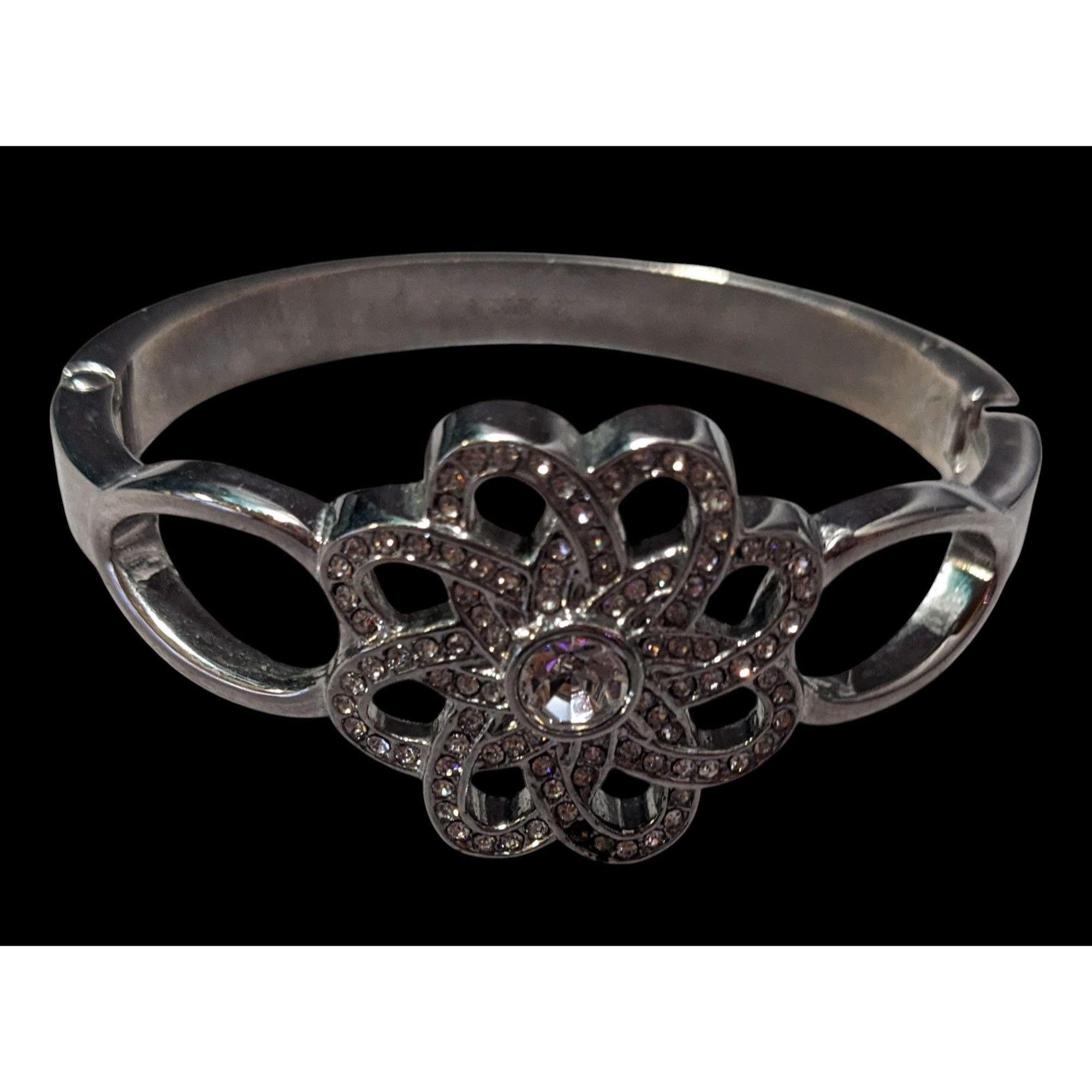 Other Elegant Glam Lia Sophia Garden Soiree Hinged Silver Tone Rhi Size ONE SIZE - 2 Thumbnail