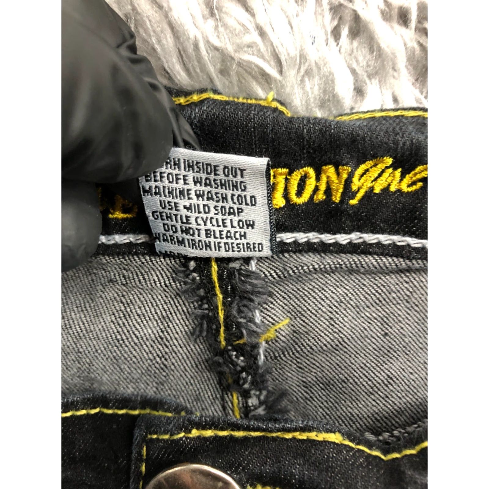 Vintage Evolution Bermuda Shorts Juniors Size 9 Mid Rise Dark Wash Blue Denim Jeans Female Women Vintage: No (style Bermuda) Size 30" / US 8 / IT 44 - 7 Thumbnail