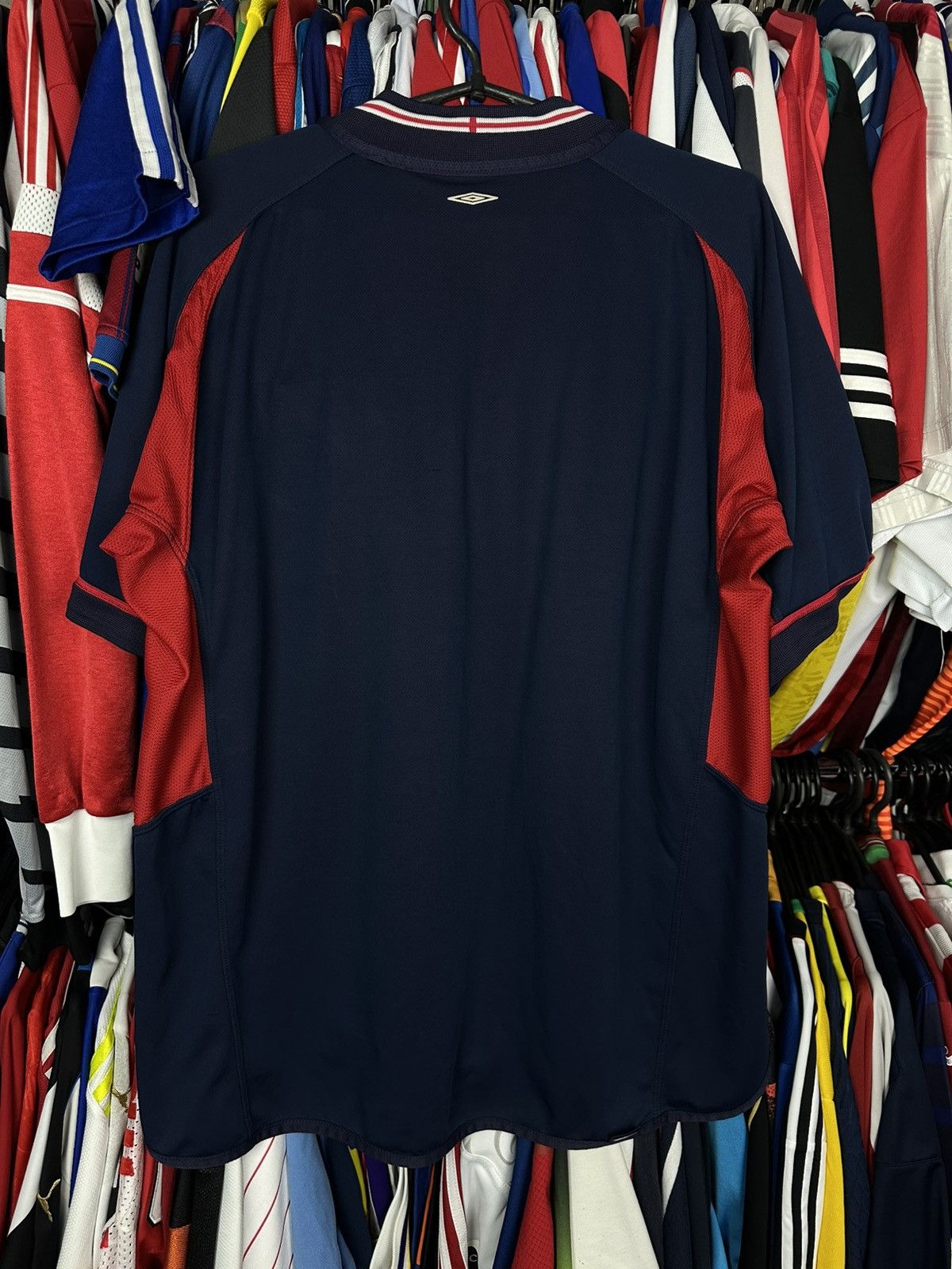 Umbro × Vintage Umbro England 2002-2004 Away Shirt Football Soccer Jersey Size US L / EU 52-54 / 3 - 9 Thumbnail
