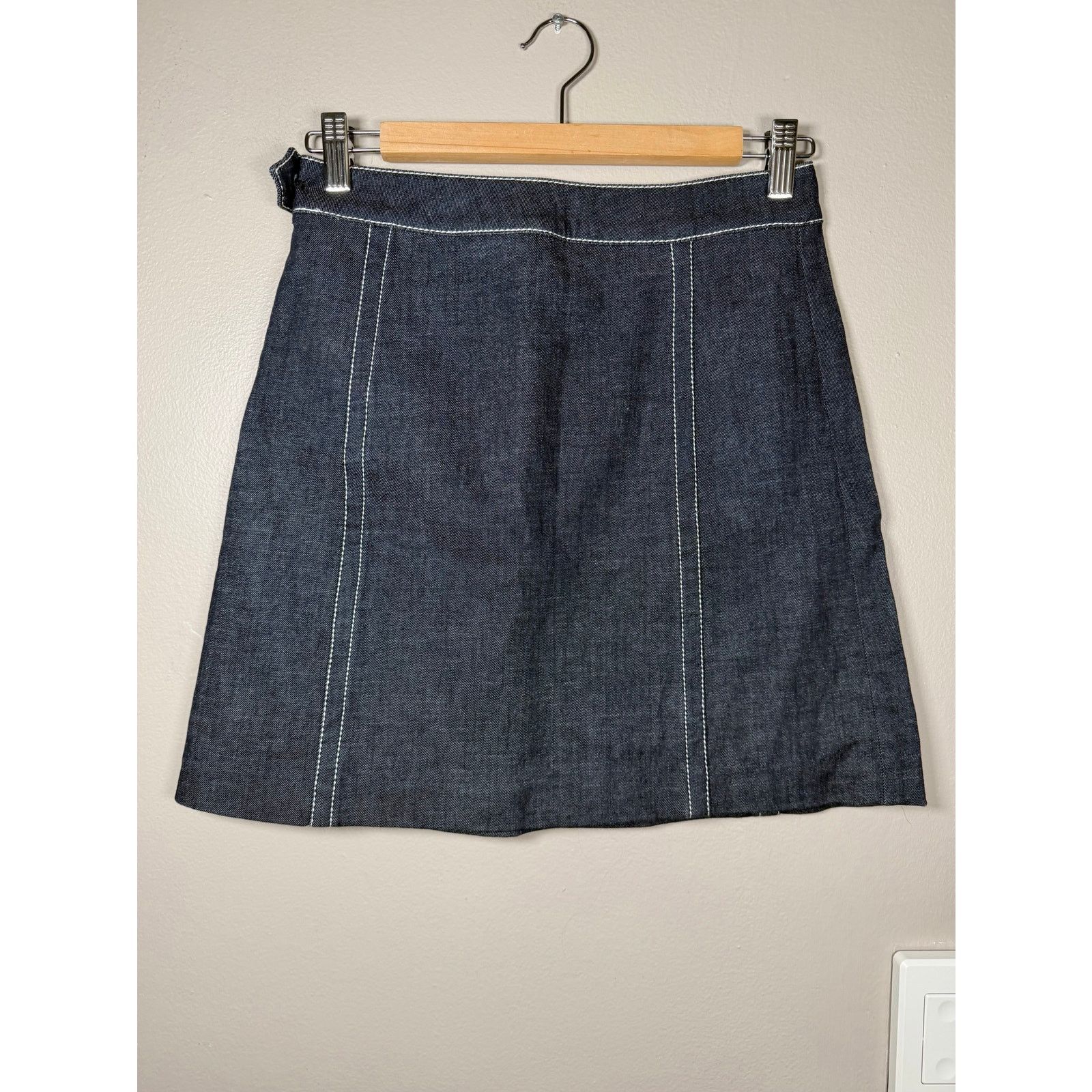 Prada Prada Denim Mini Skirt size 36/4 US Size 27" / US 4 / IT 40 - 2 Thumbnail