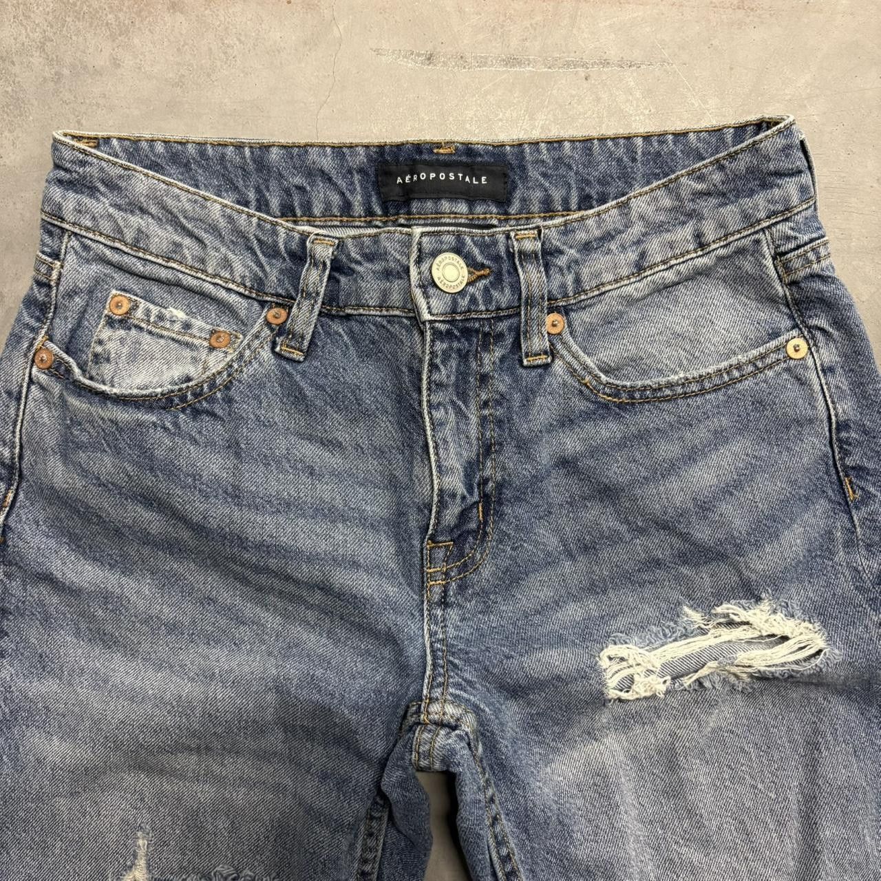Vintage Crazy Vintage Y2K/2000s Low rise Baggy WideLeg Baggy Medium Wash Denim Jeans! Size US 28 / EU 44 - 2 Thumbnail