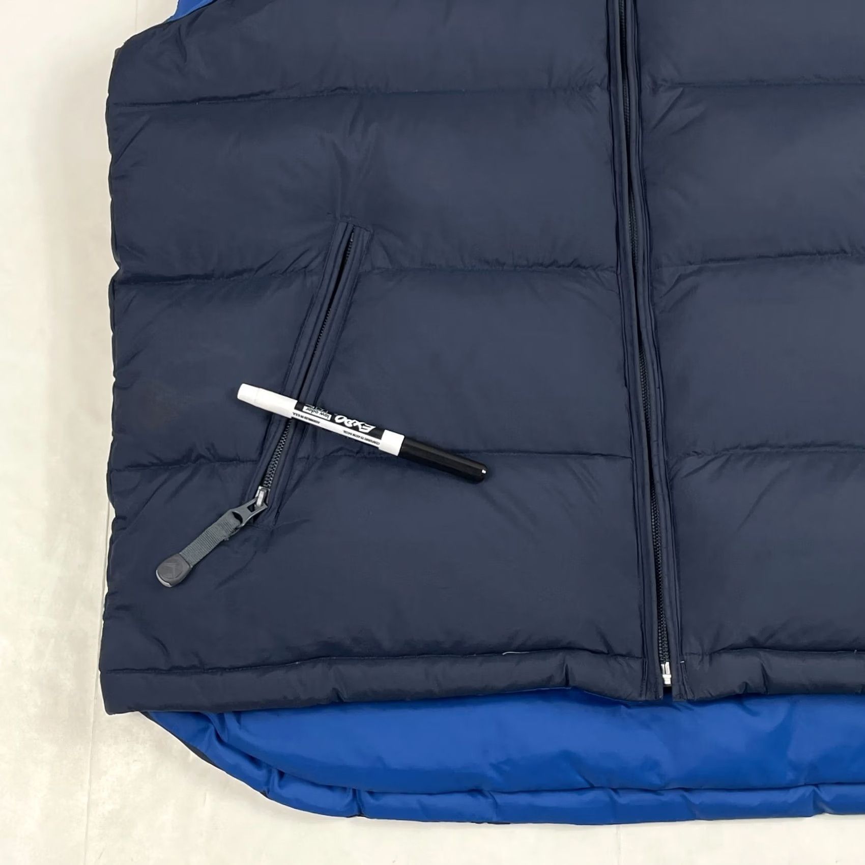 American Eagle Outfitters VINTAGE American Eagle Vest Mens Small Blue Base Camp Down Puffer Full Zip Hiking Skiing Size US S / EU 44-46 / 1 - 5 Thumbnail