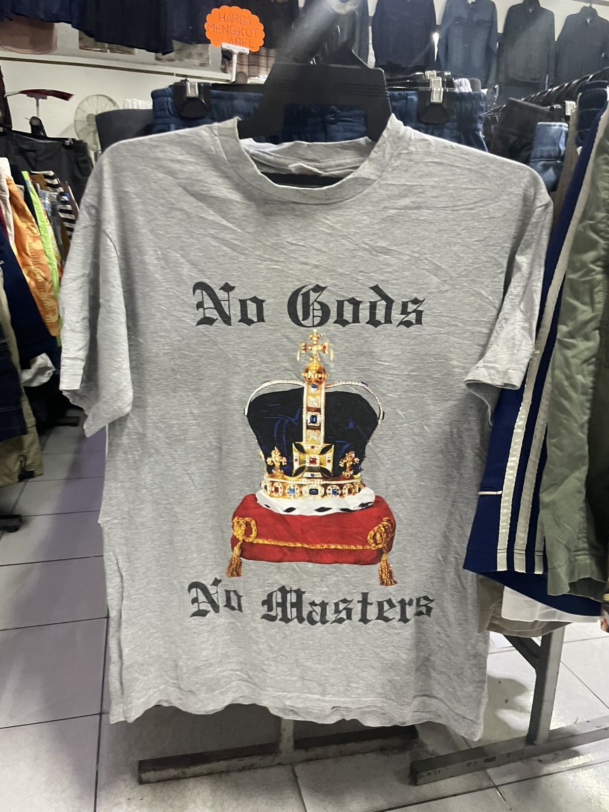 Supreme SUPREME NO GODS NO MASTERS Size US M / EU 48-50 / 2 - 1 Thumbnail