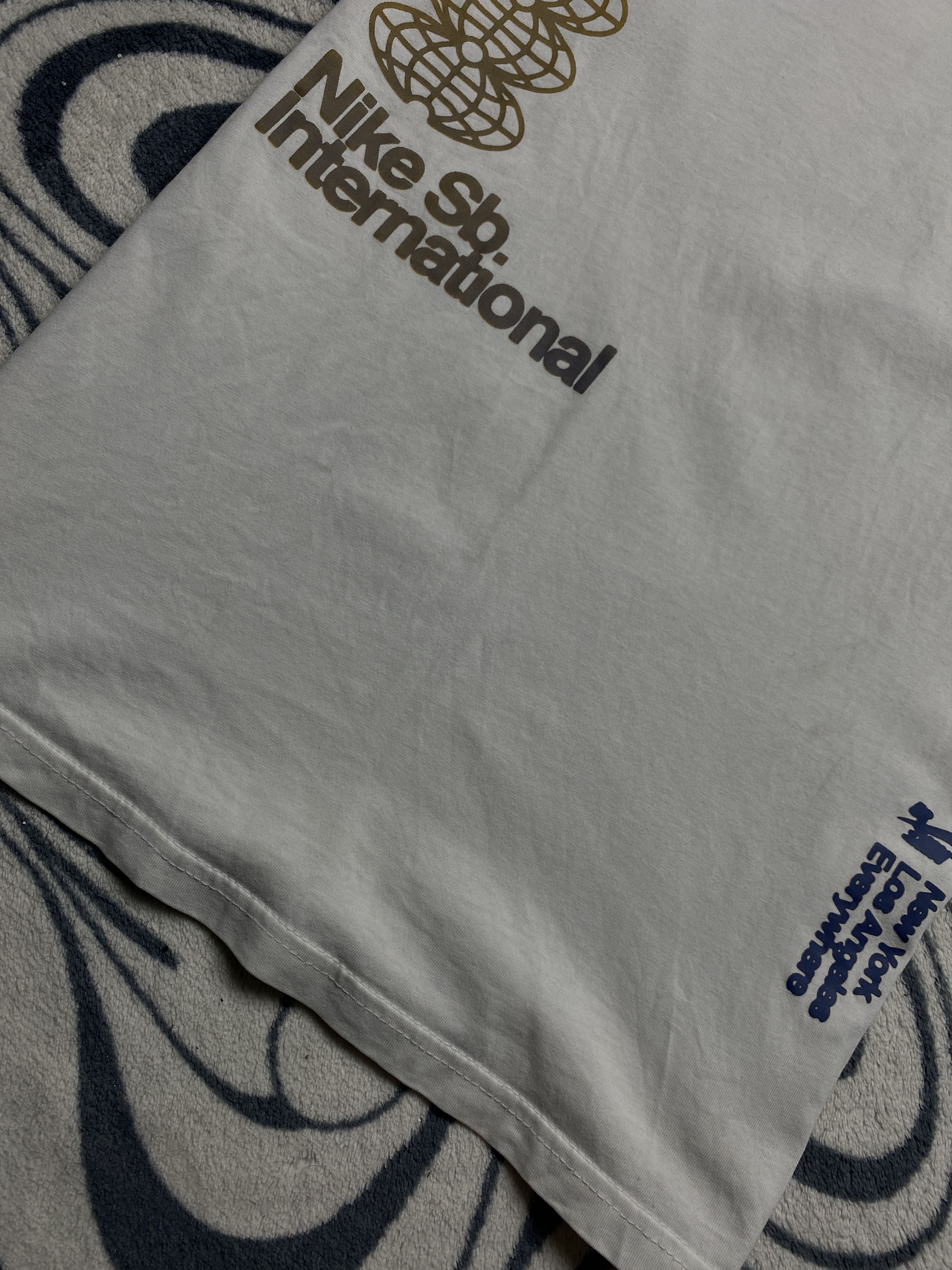 Nike Nike SB International Mens T-Shirt Tee Size US S / EU 44-46 / 1 - 2 Thumbnail