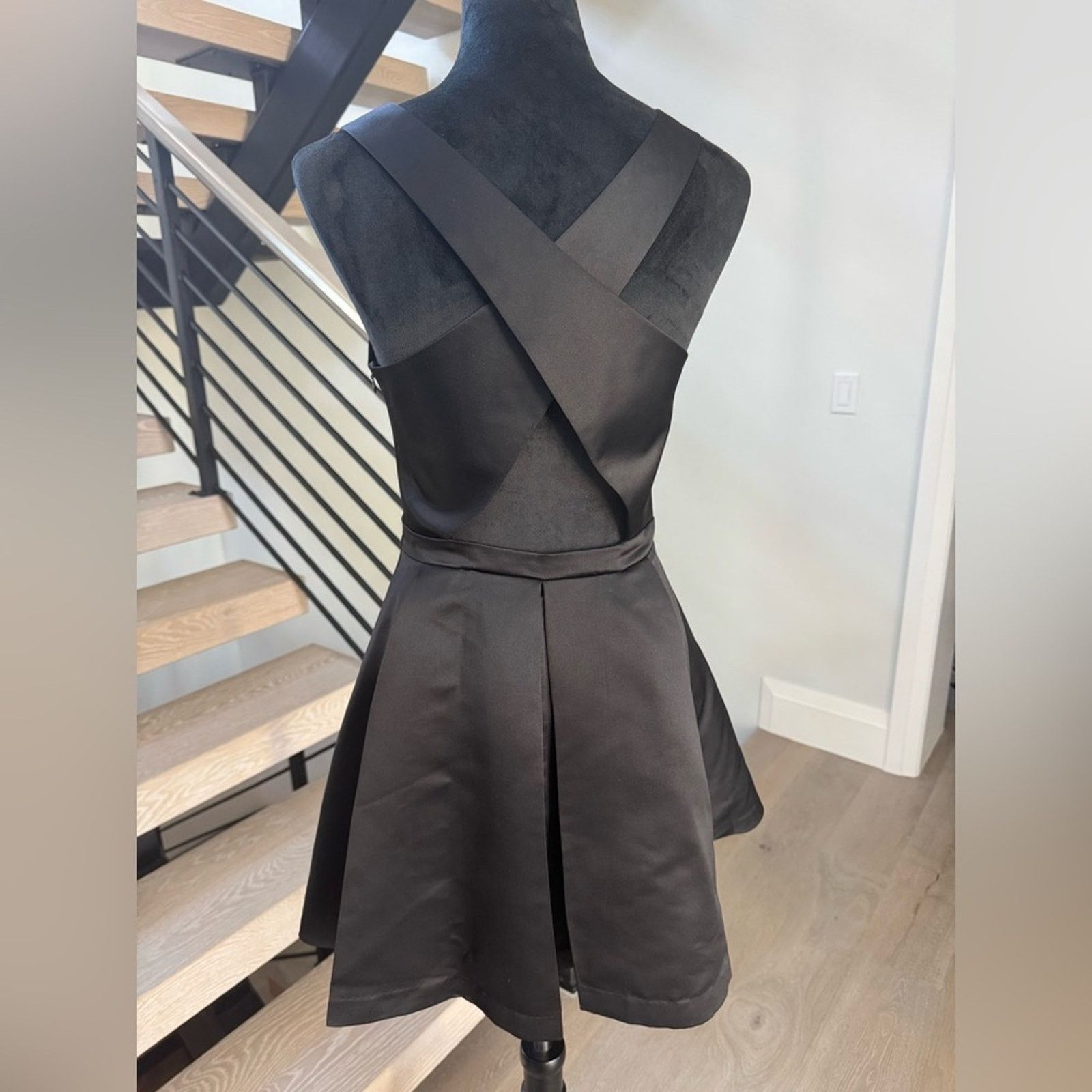 Other Elegant Black Dress with Jewel Accents size XS Size XS / US 0-2 / IT 36-38 - 6 Thumbnail