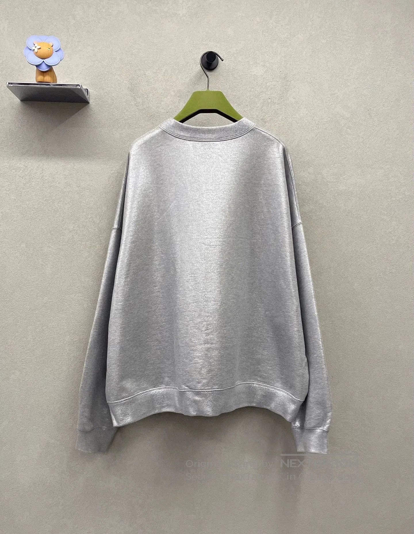 Gucci silver long sleeve sweatshirt by Gucci. Size US M / EU 48-50 / 2 - 2 Thumbnail