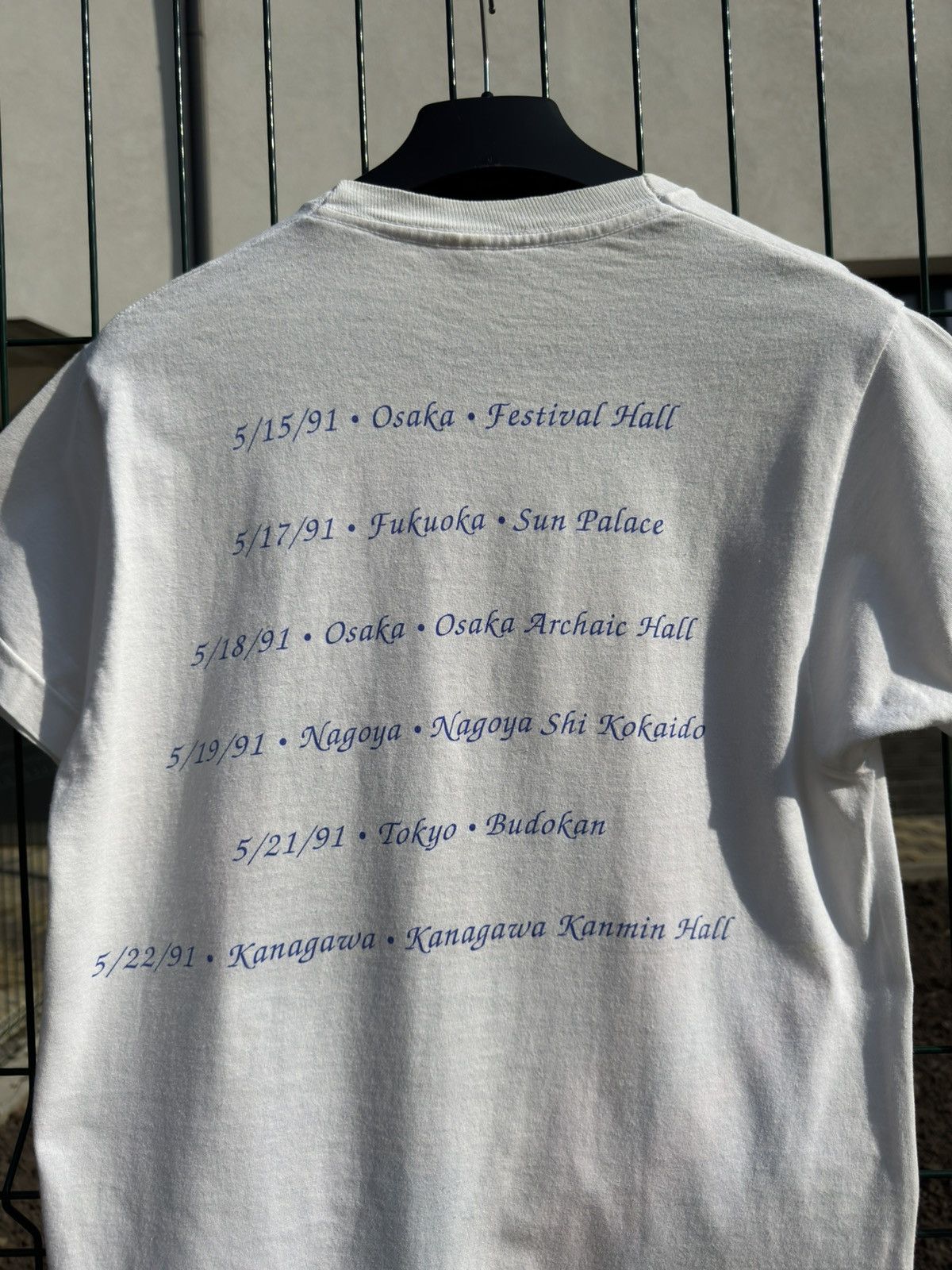 Band Tees Vintage 1989 Carlos Sanatana Portrait Band Tee Single Stitch Size US M / EU 48-50 / 2 - 7 Thumbnail