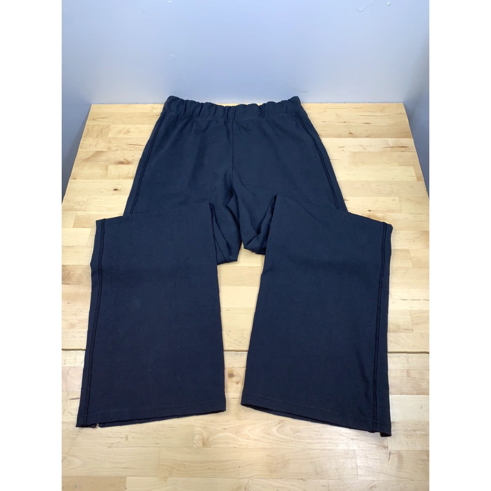 Under Armour Under Armour Pants Womens XS Black Casual Athleisure Sweatpants Size 26" / US 2 / IT 38 - 4 Thumbnail