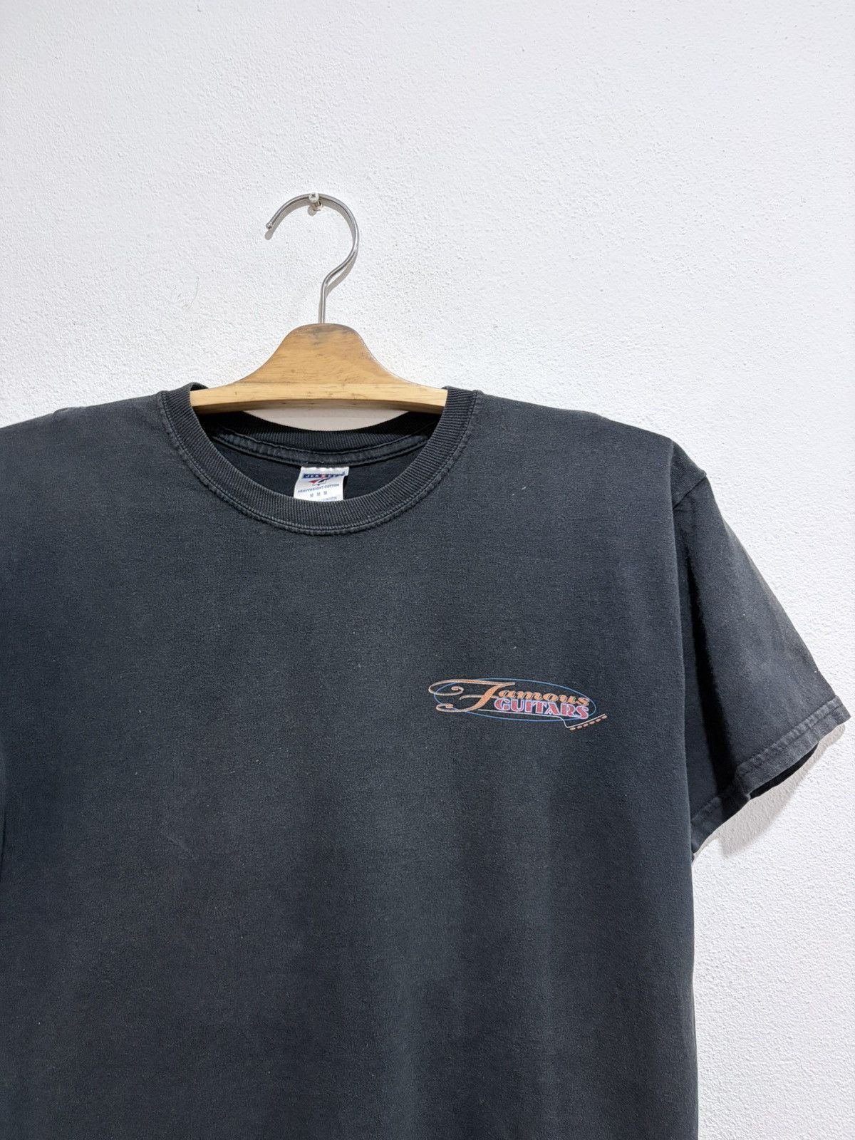 Other Famous Guitar 2000s Size US M / EU 48-50 / 2 - 1 Thumbnail