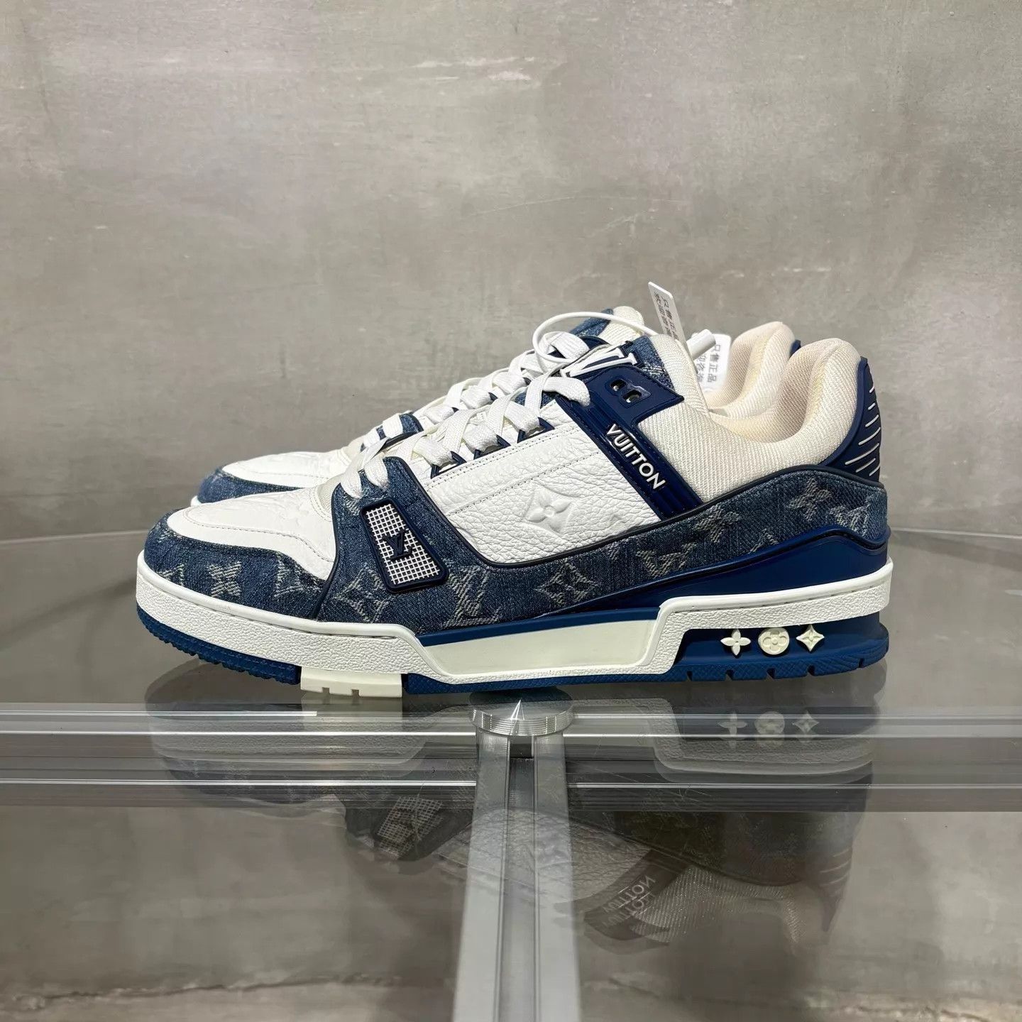 Louis Vuitton LV Trainer White Blue Denim UK8/42 New Original Box Size US 9 / EU 42 - 3 Thumbnail