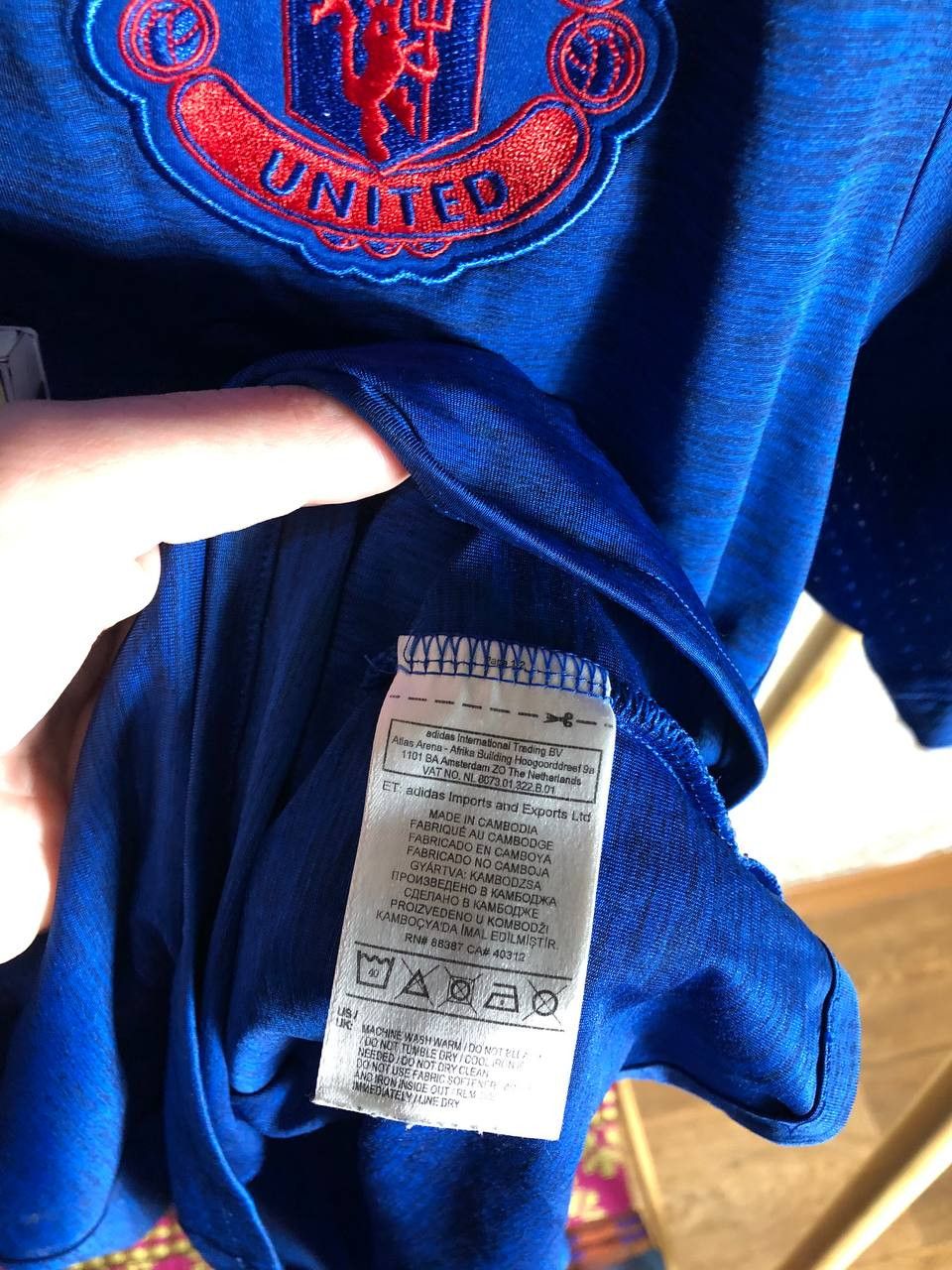 Adidas Vintage Adidas FC Manchester United England Soccer Jersey Size US M / EU 48-50 / 2 - 7 Thumbnail