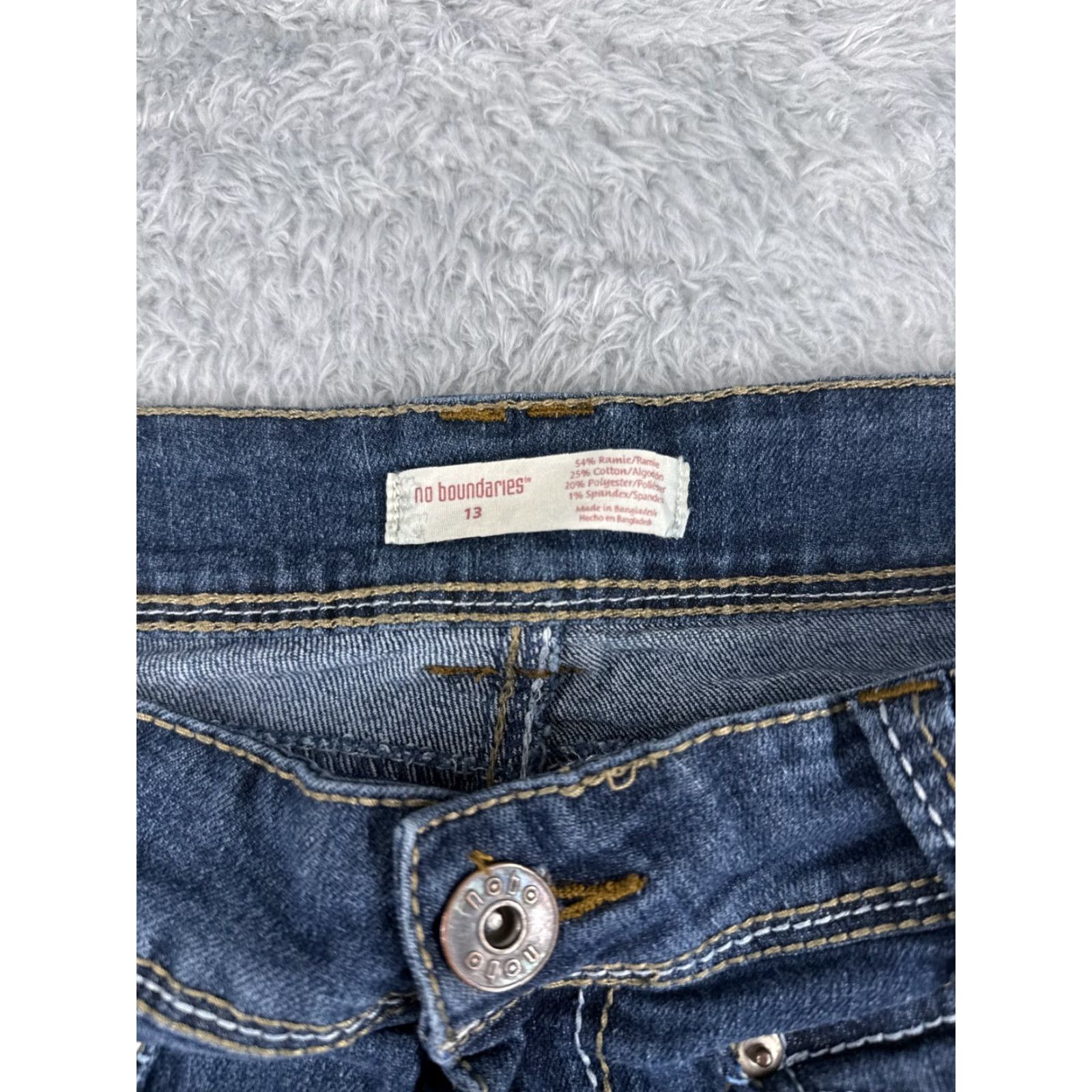 Vintage No Boundaries Jeans Women 13 Blue Denim Flared Low Rise Cotton Blend 30x30 Size 34" / US 12 / IT 48 - 6 Thumbnail