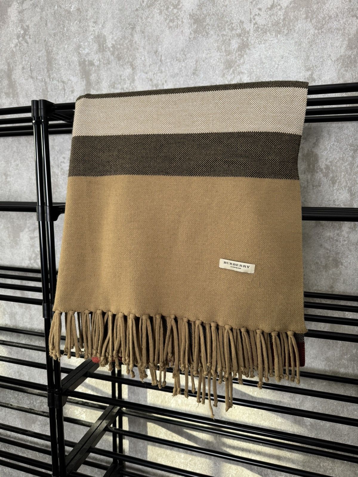 Burberry Scarf Burberry Size ONE SIZE - 1 Thumbnail
