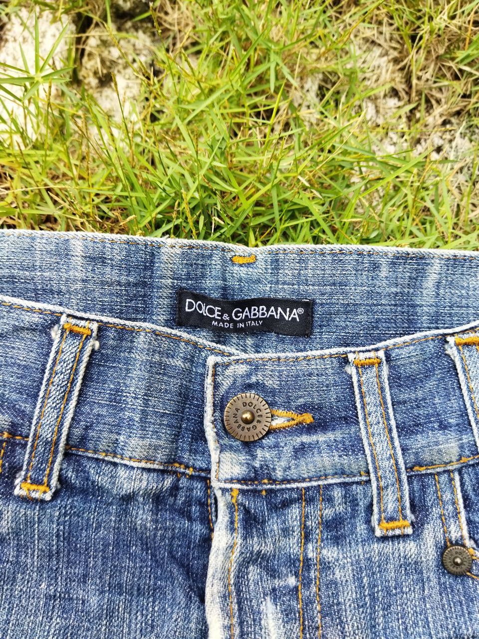 Dolce & Gabbana Vintage Dolce & Gabbana Distressed Look Jeans Size US 32 / EU 48 - 5 Thumbnail