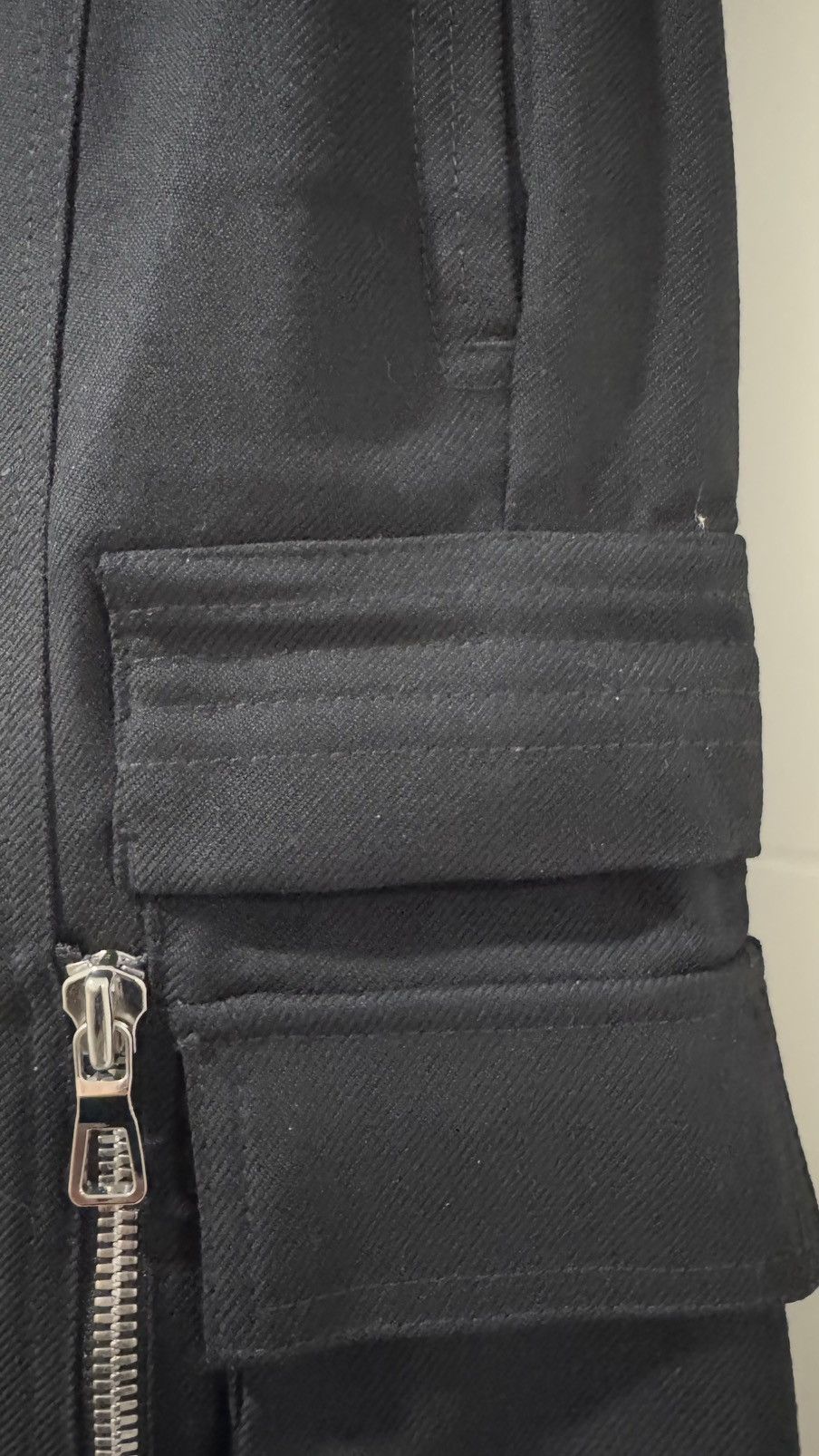 Balmain Balmain x H&M Copped Cargo Pants Size US 28 / EU 44 - 7 Thumbnail