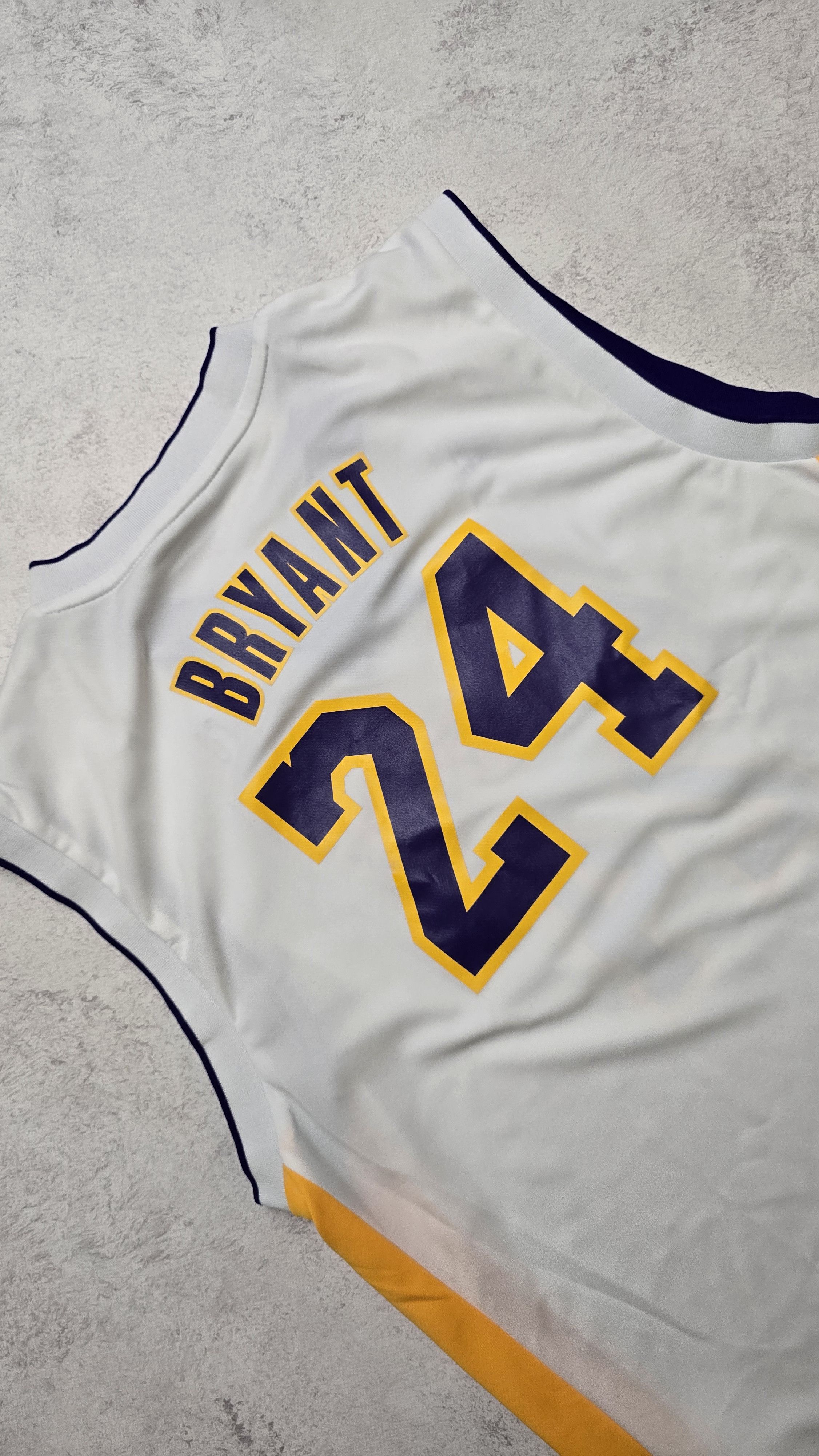 Adidas Lakers Adidas Kobe Bryant #24 White NBA Jersey Size US L / EU 52-54 / 3 - 4 Thumbnail