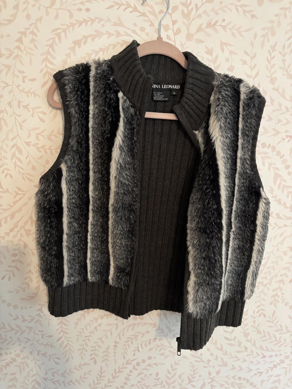 Designer Nina Leonard Cozy Faux Fur/Wool Vest - Stylish Layering Size M / US 6-8 / IT 42-44 - 5 Thumbnail