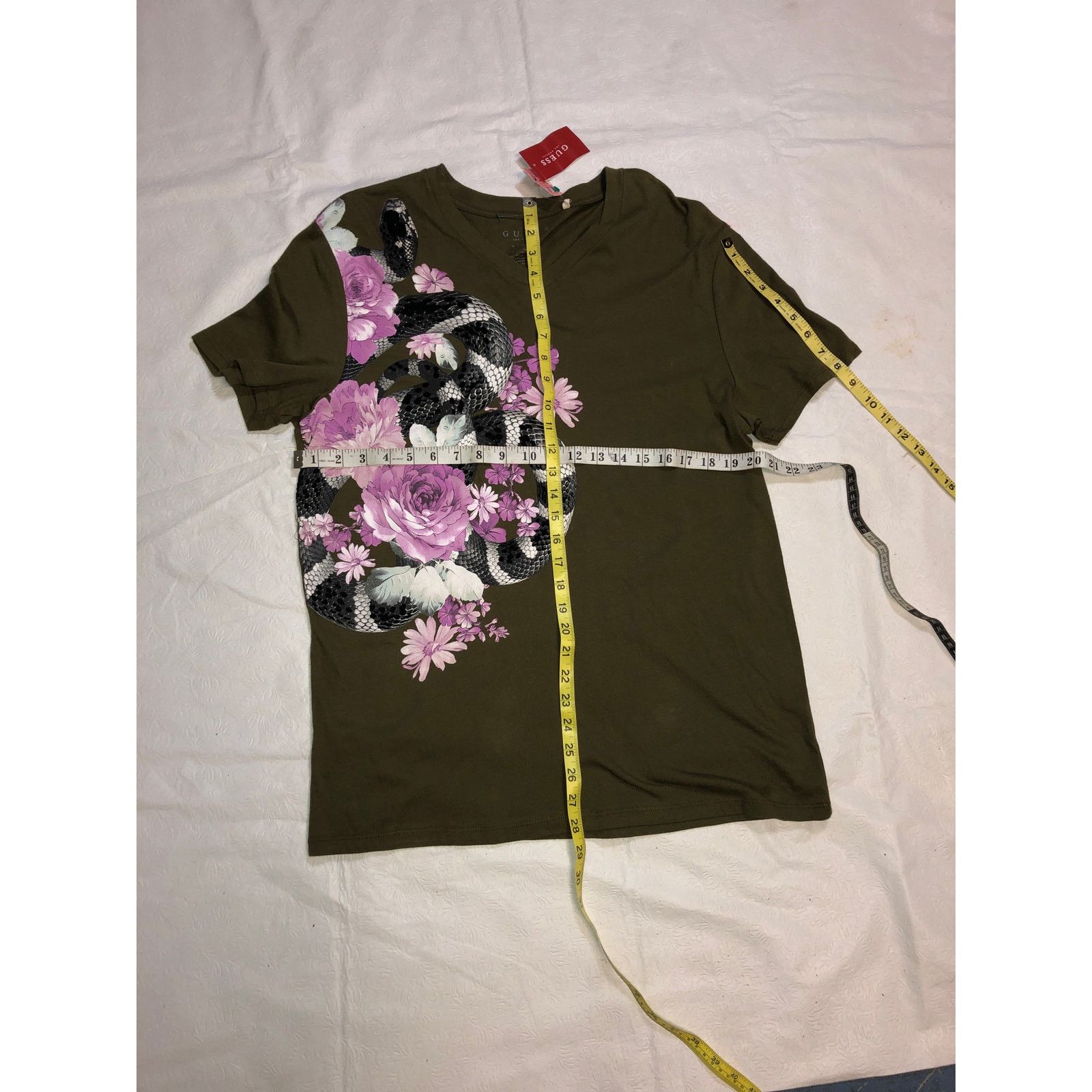 Guess womans Guess Short Sleeve V Neck Shirt Size US L / EU 52-54 / 3 - 7 Thumbnail