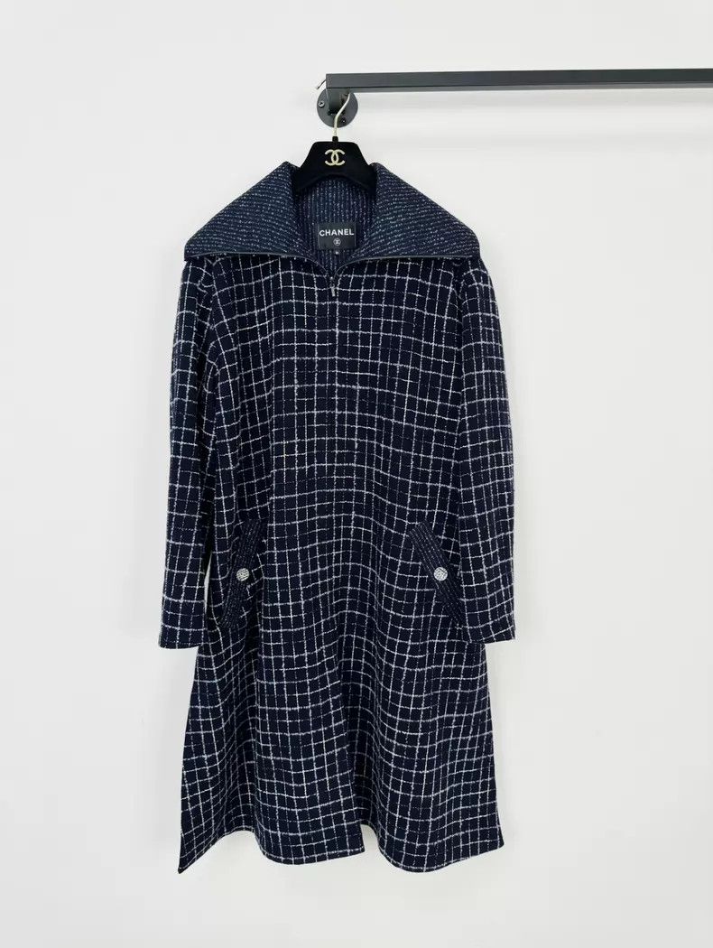 Chanel Chanel Coat Size XS / US 0-2 / IT 36-38 - 1 Thumbnail