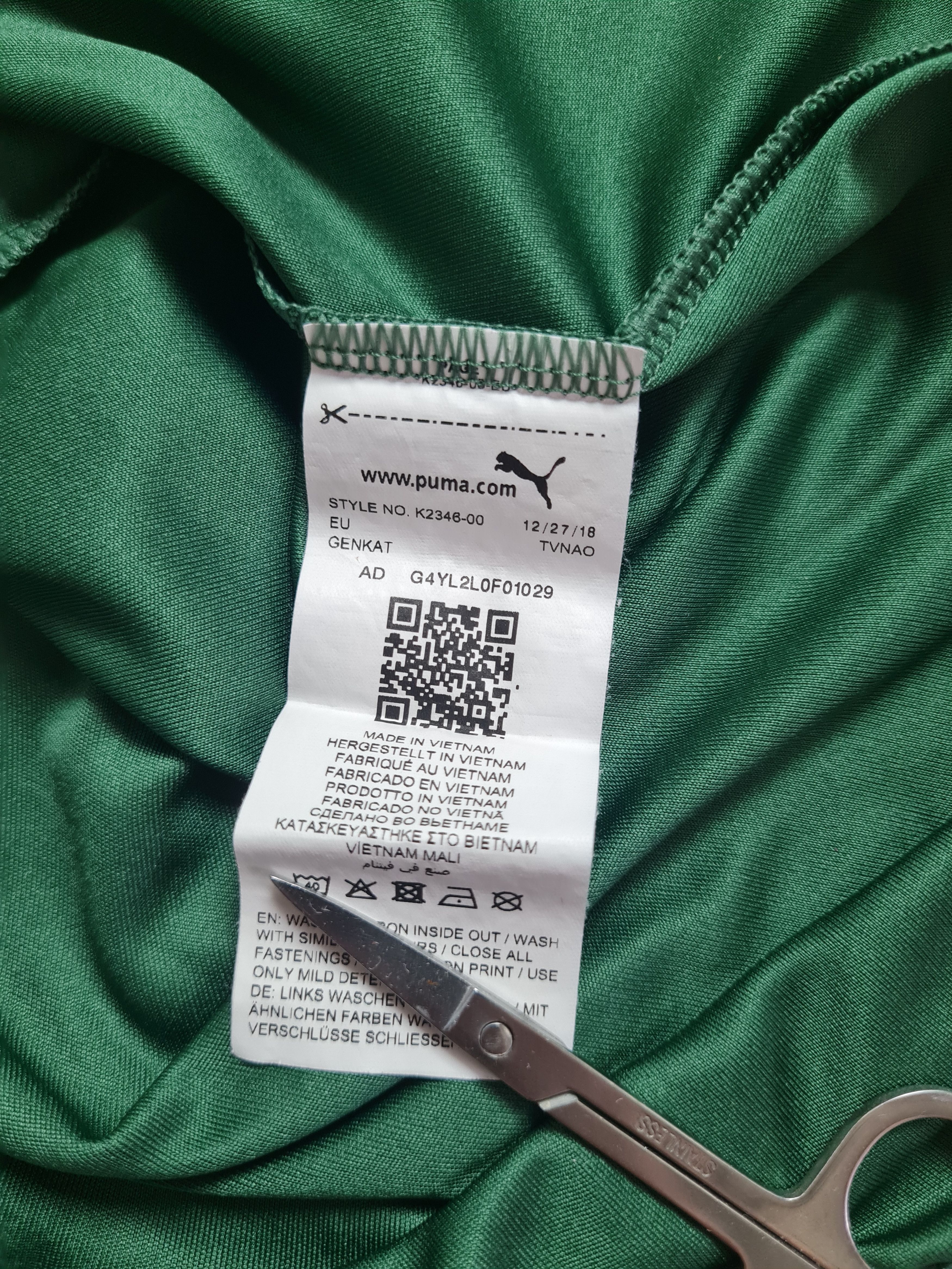 Puma FC Plymouth Argyle # 7 Sarcevic 2020 Puma Soccer Shirt Size US M / EU 48-50 / 2 - 16 Thumbnail
