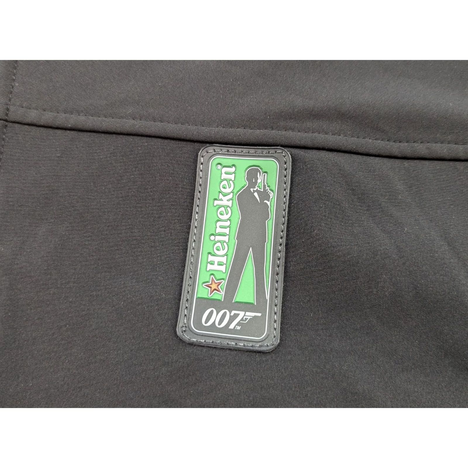 Port Authority Port Authority Heineken James Bond 007 Jacket Mens L Ful Zip Promo Black Softshell Track Jacket Quick Dry Mens Long Sleeve Midwest 90s? Size US L / EU 52-54 / 3 - 4 Thumbnail