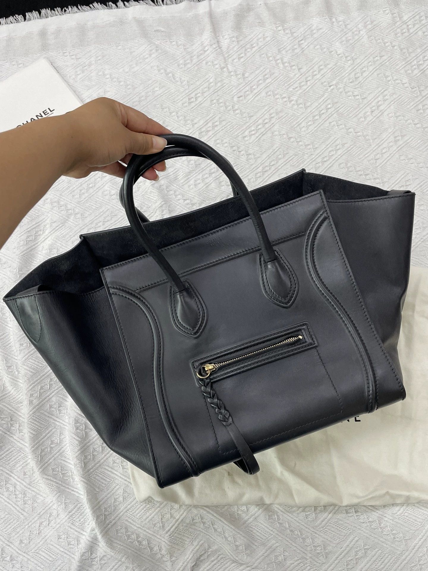 Celine Celine Black Smile Handbag with Dust Bag Size ONE SIZE - 1 Thumbnail