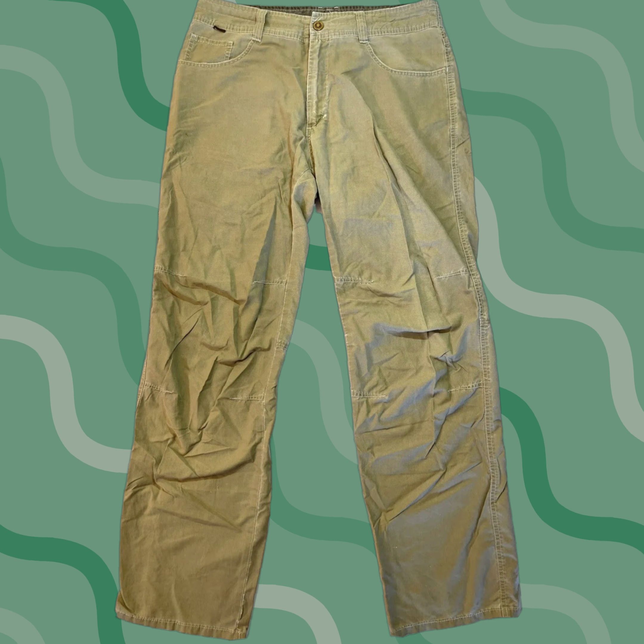 Vintage KUHL Outdoor Pants Mens 32x32 Khaki Lightweight Straight Leg Travel Workwear Size US 32 / EU 48 - 1 Thumbnail