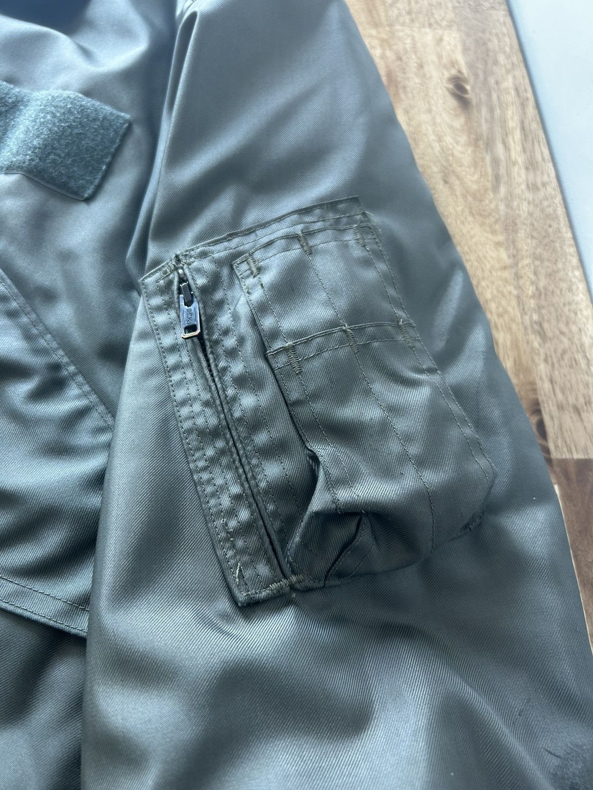 Vintage Distressed Military Bomber Jacket Olive Green Size US S / EU 44-46 / 1 - 13 Thumbnail