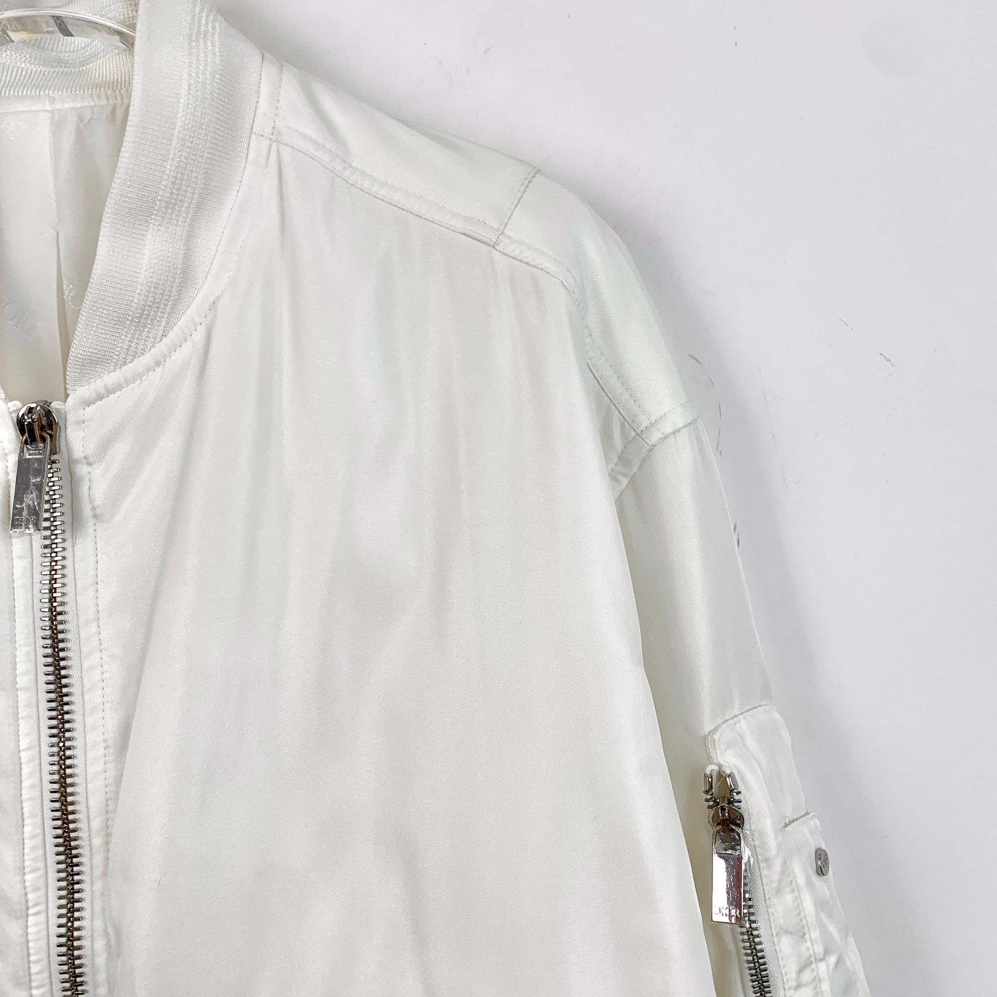 Dior Dior Mens White Satin Bomber Jacket With Zipper & Pockets Si Size US M / EU 48-50 / 2 - 3 Thumbnail