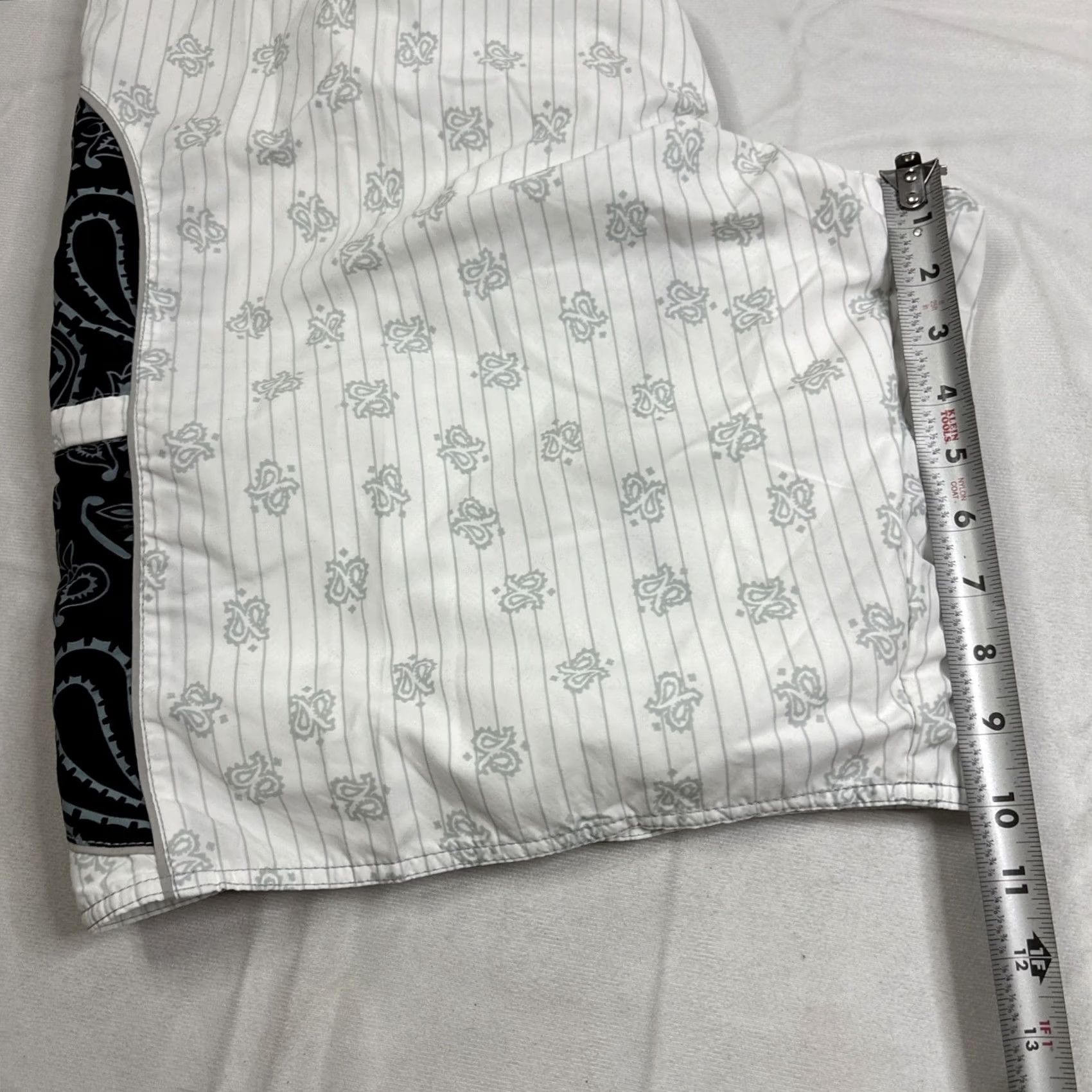 Vintage Molokai Board Shorts Men’s 38 Waist Drawstring White - Mens Bottom Swim 38 White Drawstring Board Shorts Size US 38 / EU 54 - 6 Thumbnail