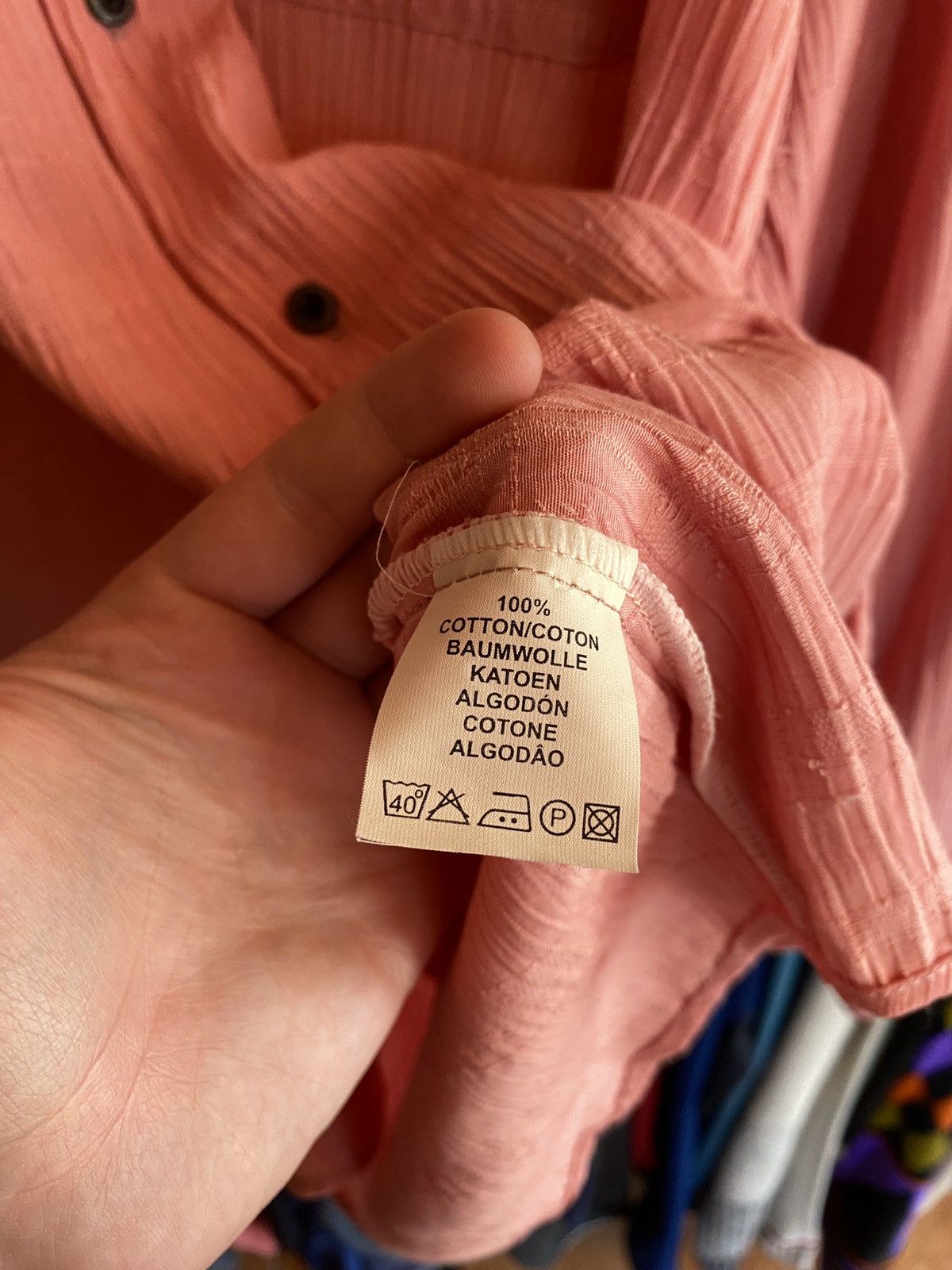 Versace VERSACE VINTAGE PINK BUTTON UP SHIRT 90s Size US XL / EU 56 / 4 - 5 Thumbnail